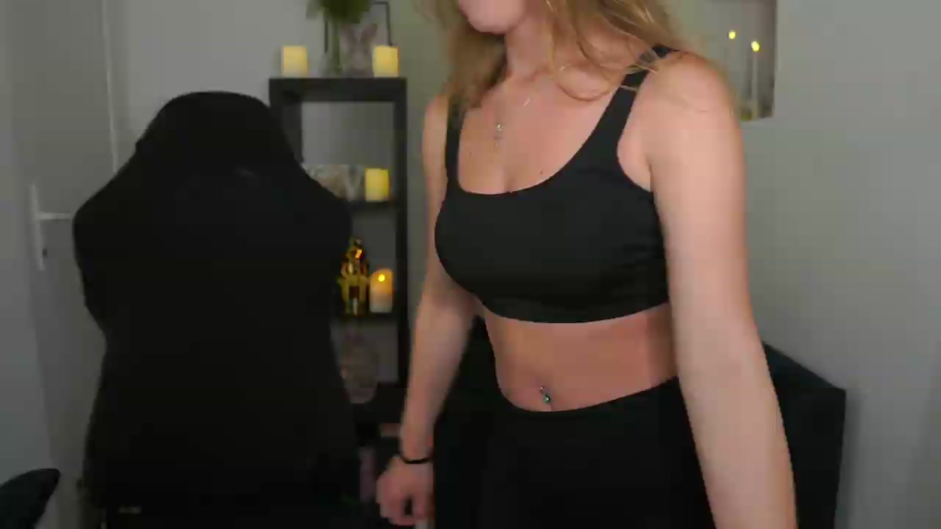 Gallery image thumbnail from VivienVance18's myfreecams stream on, 07/06/2026, 09:52 image 2 of 20