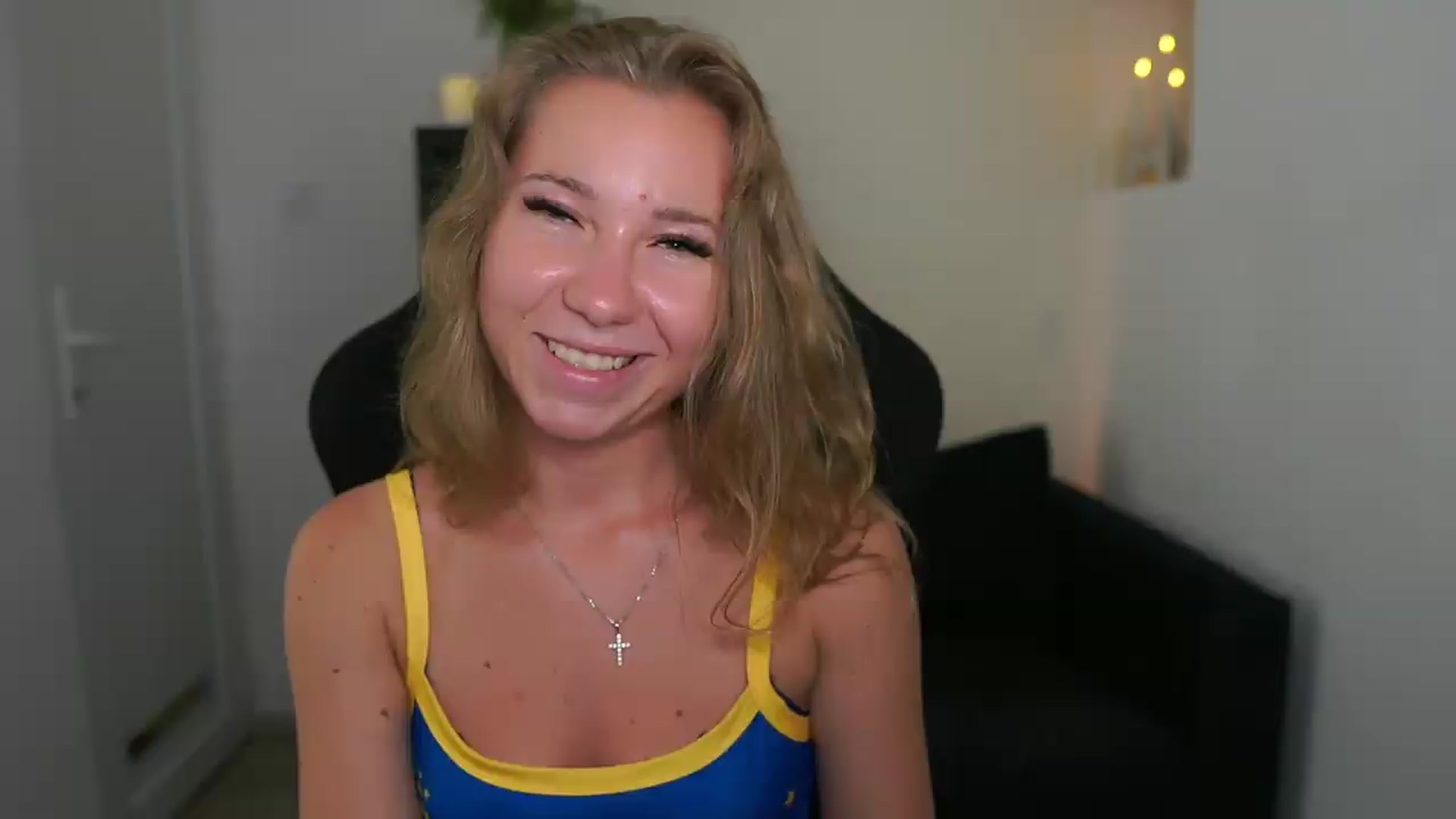 Gallery image thumbnail from VivienVance18's myfreecams stream on, 07/15/2026, 17:04 image 8 of 20