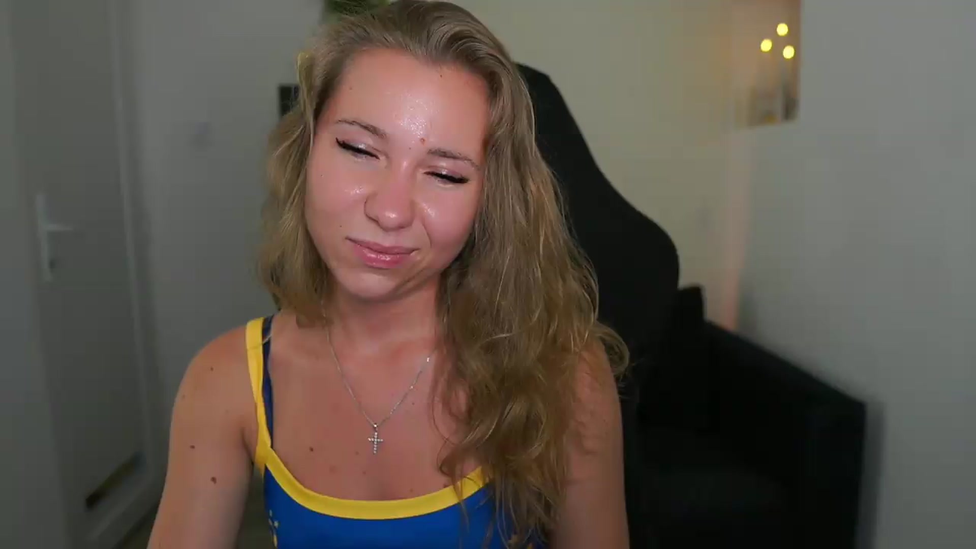 Gallery image thumbnail from VivienVance18's myfreecams stream on, 07/15/2026, 17:38 image 4 of 20