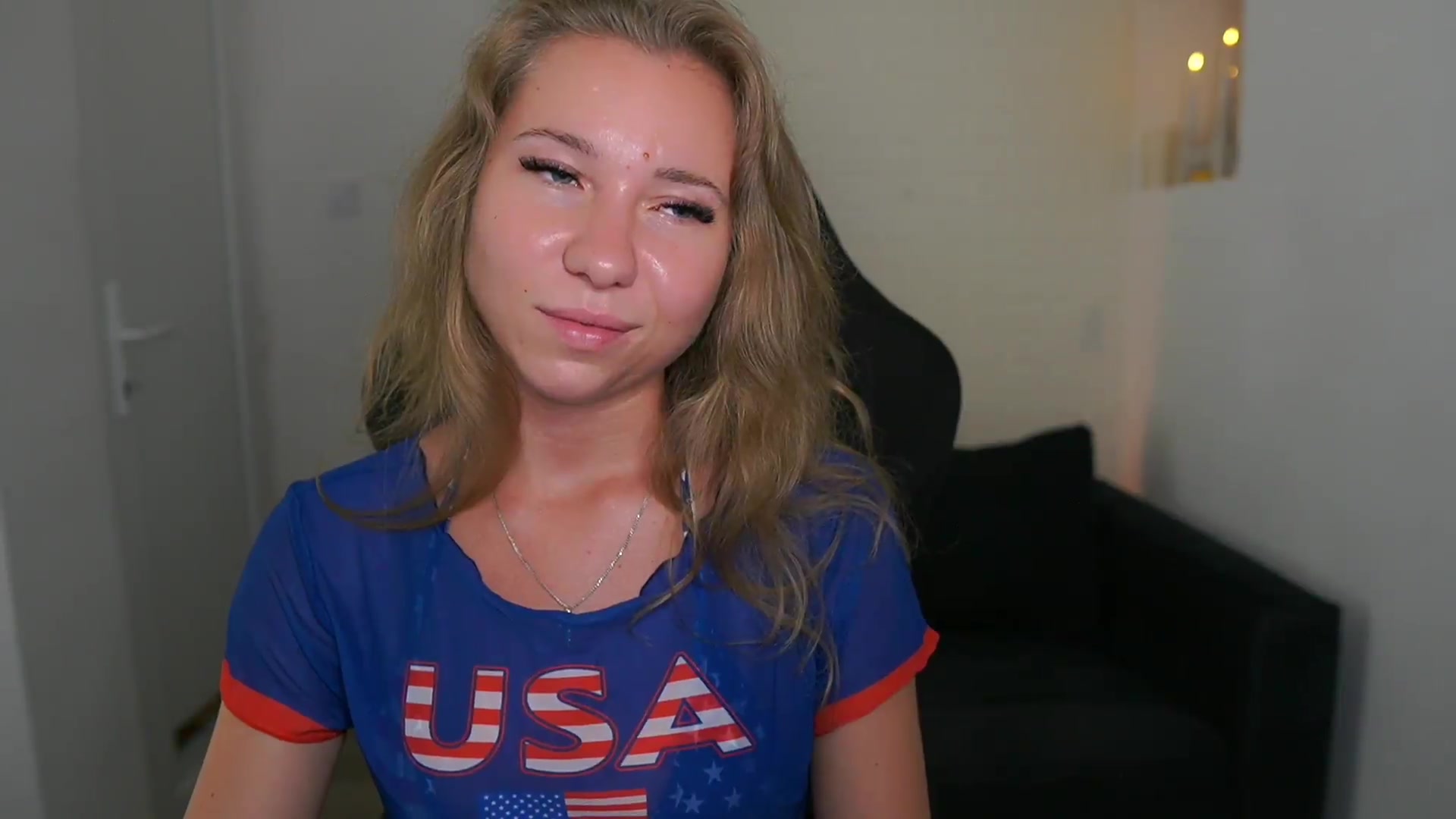 Gallery image thumbnail from VivienVance18's myfreecams stream on, 07/16/2026, 10:27 image 15 of 20