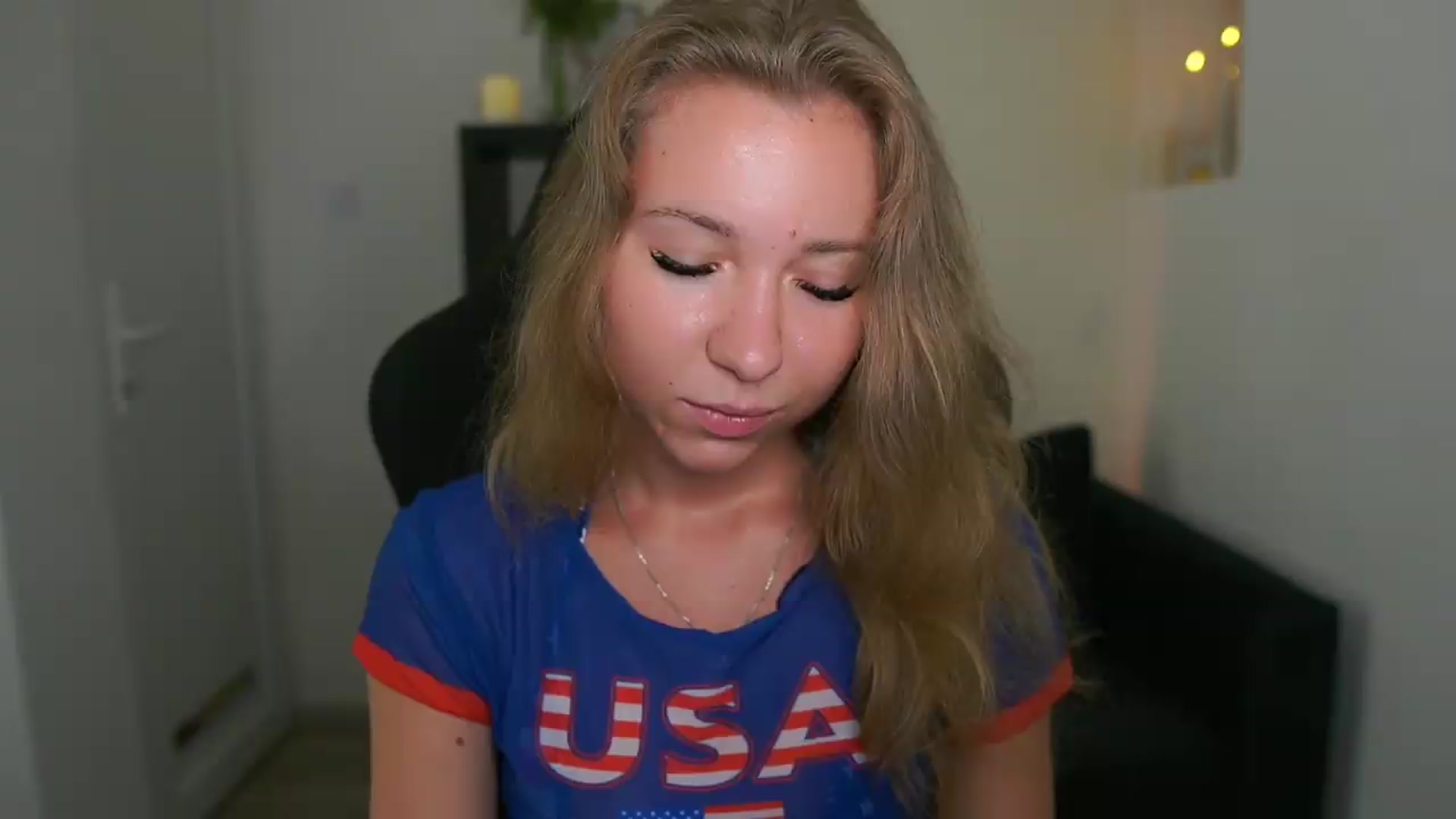 Gallery image thumbnail from VivienVance18's myfreecams stream on, 07/16/2026, 10:27 image 1 of 20