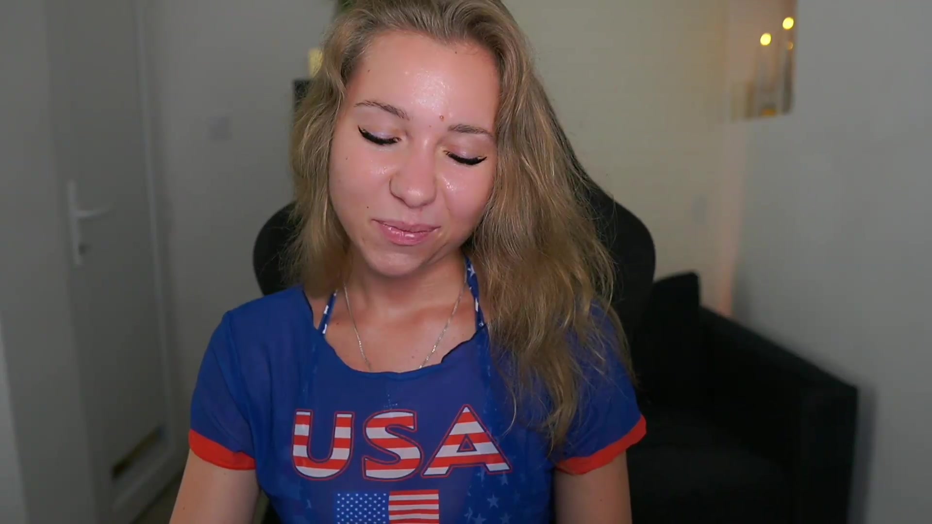 Gallery image thumbnail from VivienVance18's myfreecams stream on, 07/16/2026, 10:27 image 16 of 20