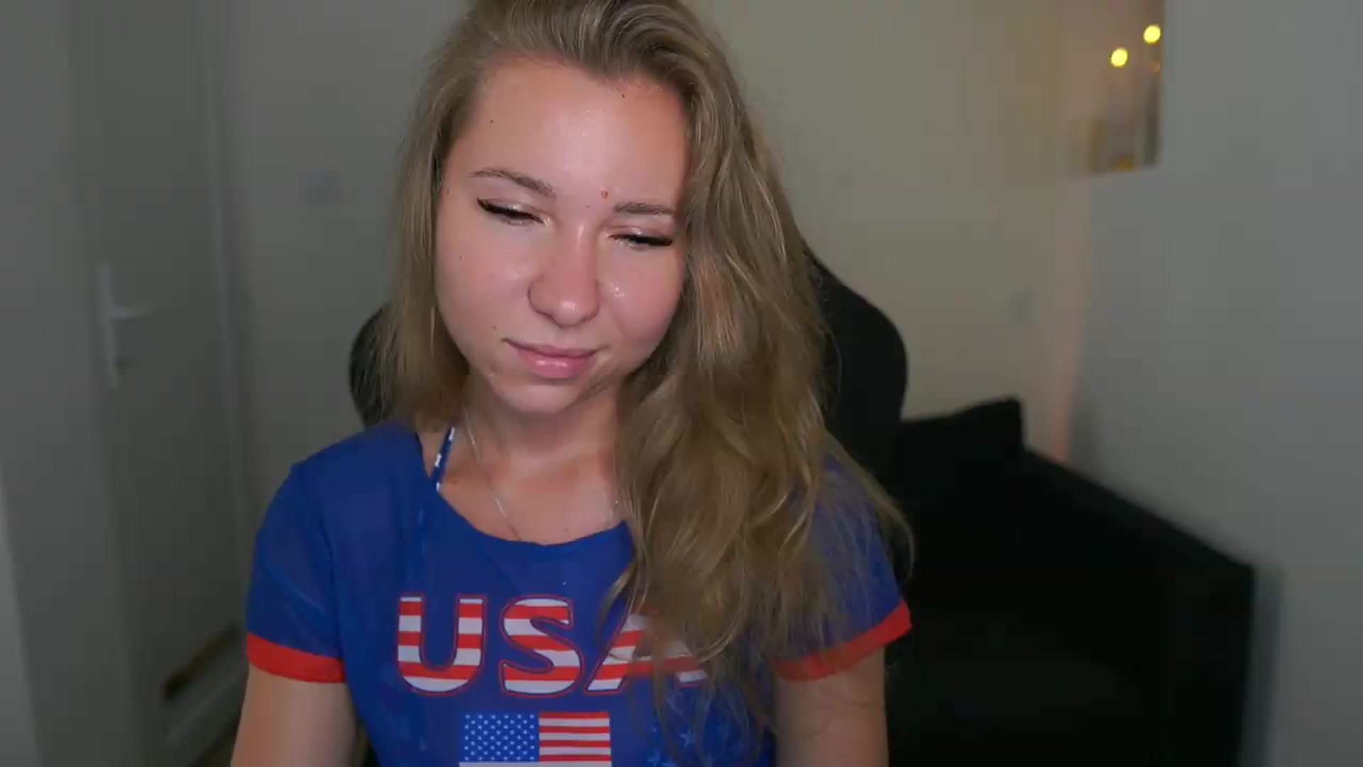 Gallery image thumbnail from VivienVance18's myfreecams stream on, 07/16/2026, 10:27 image 11 of 20
