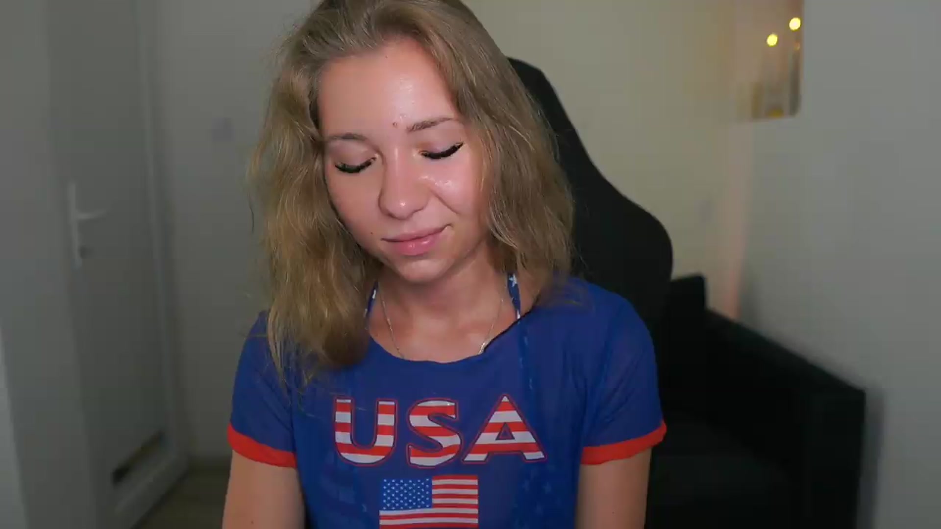 Gallery image thumbnail from VivienVance18's myfreecams stream on, 07/16/2026, 10:48 image 4 of 20