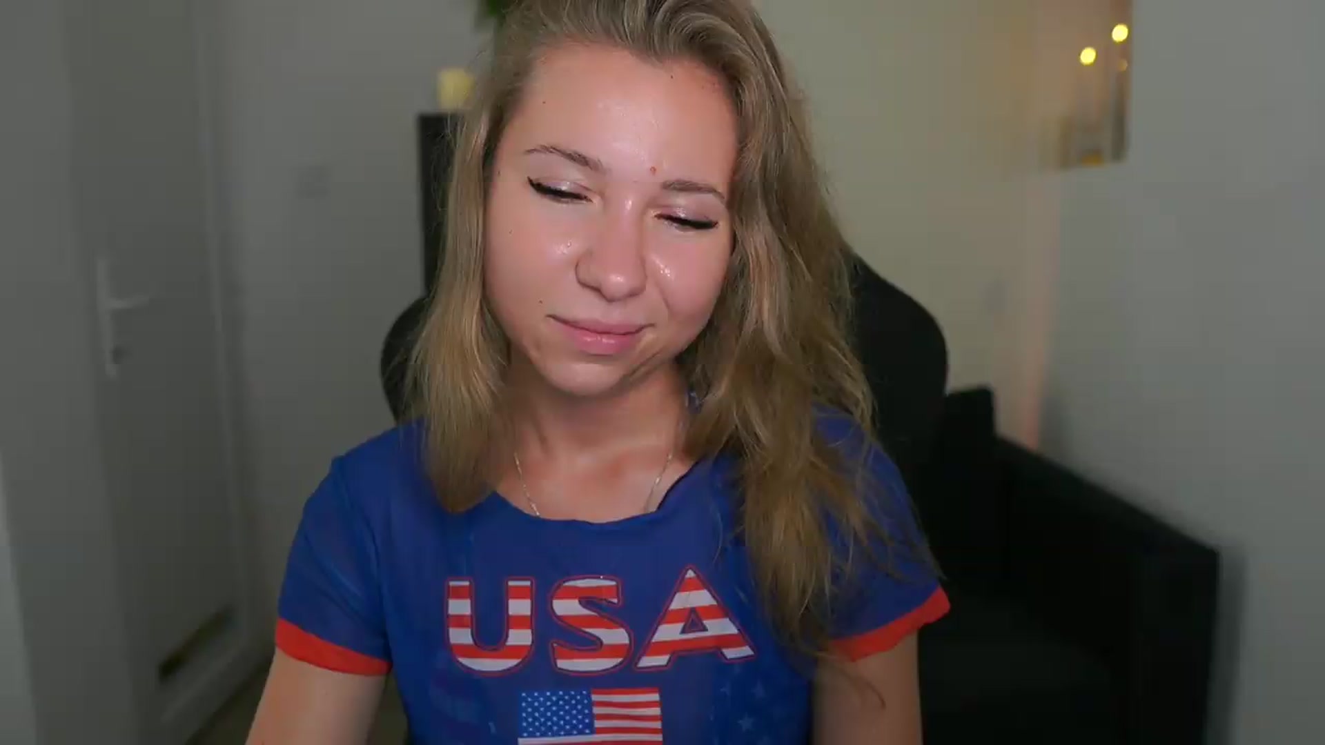 Gallery image thumbnail from VivienVance18's myfreecams stream on, 07/16/2026, 10:48 image 7 of 20