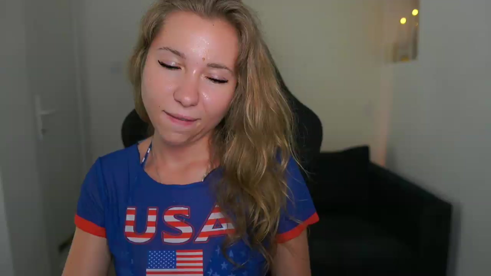 Gallery image thumbnail from VivienVance18's myfreecams stream on, 07/16/2026, 12:57 image 8 of 20