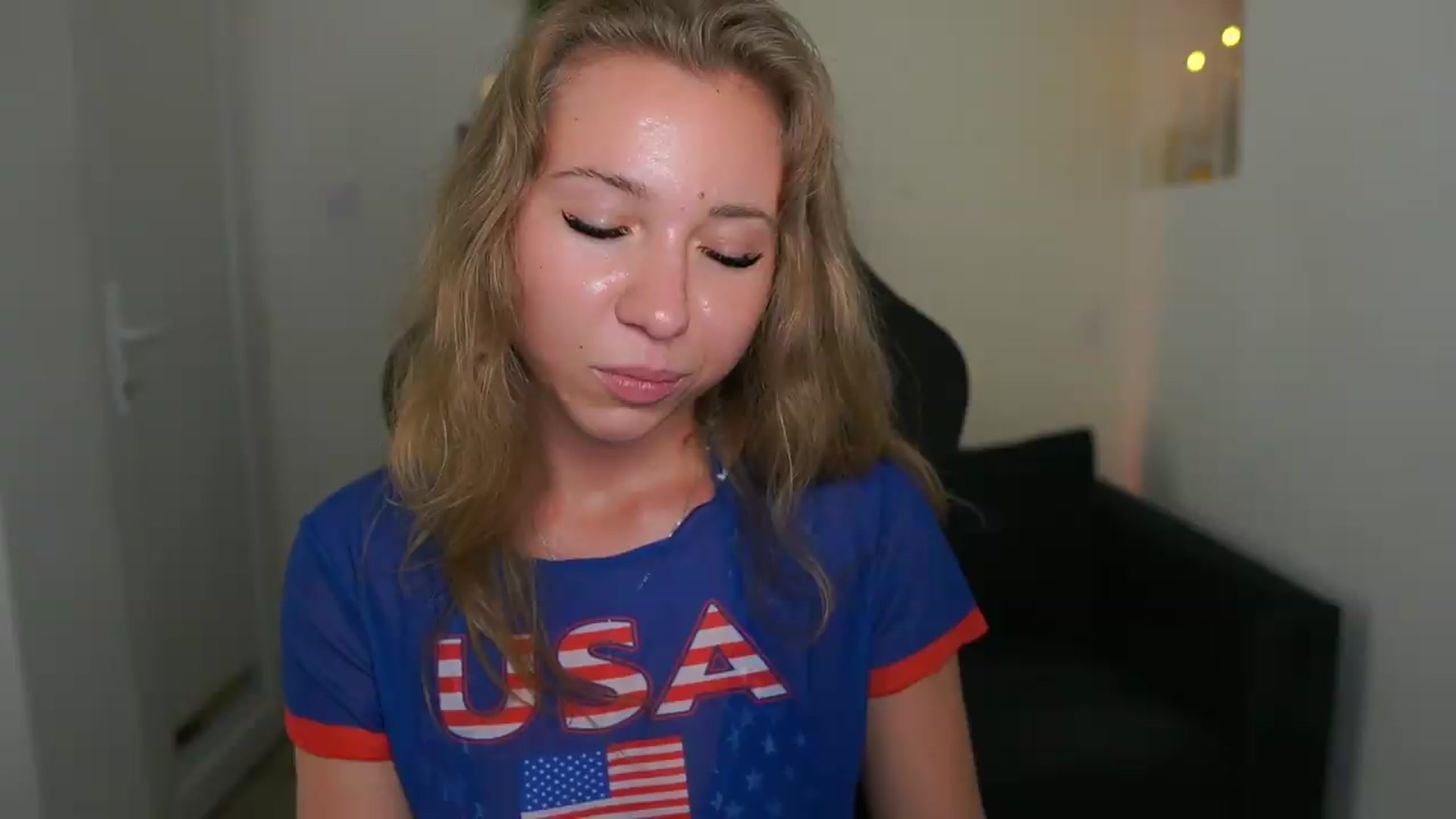 Gallery image thumbnail from VivienVance18's myfreecams stream on, 07/16/2026, 12:57 image 15 of 20