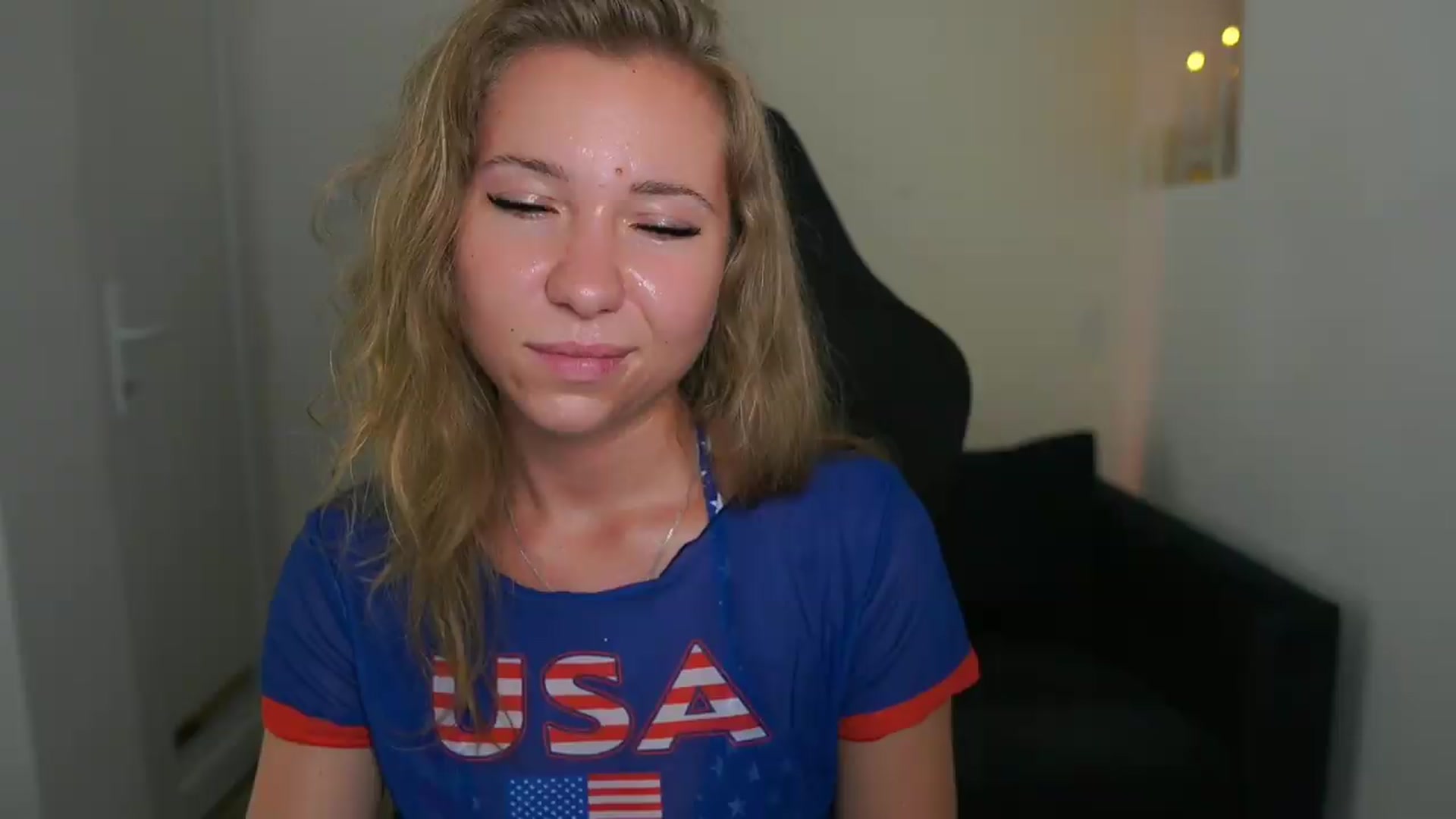 Gallery image thumbnail from VivienVance18's myfreecams stream on, 07/16/2026, 12:57 image 5 of 20