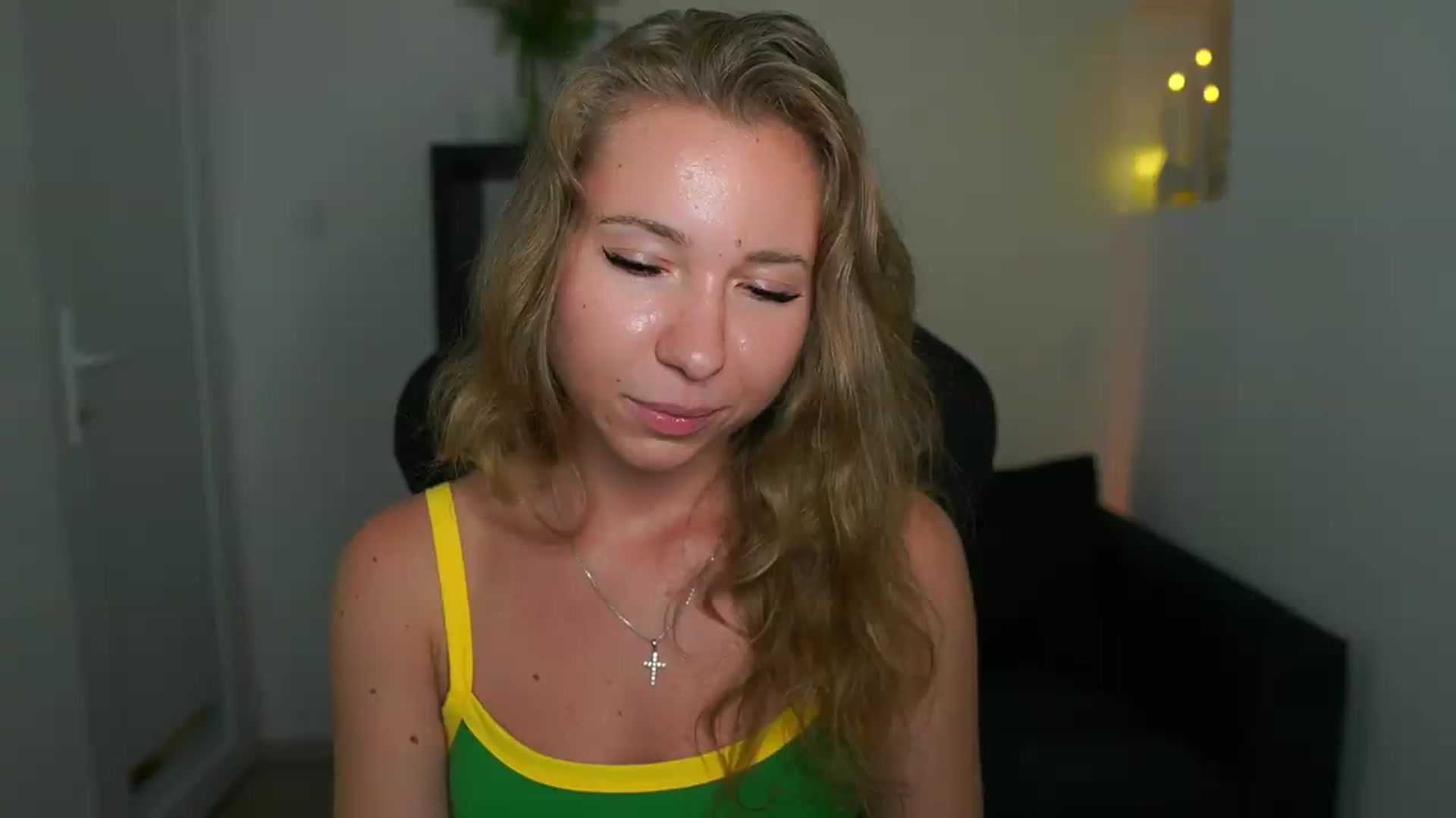Gallery image thumbnail from VivienVance18's myfreecams stream on, 07/17/2026, 16:05 image 19 of 20