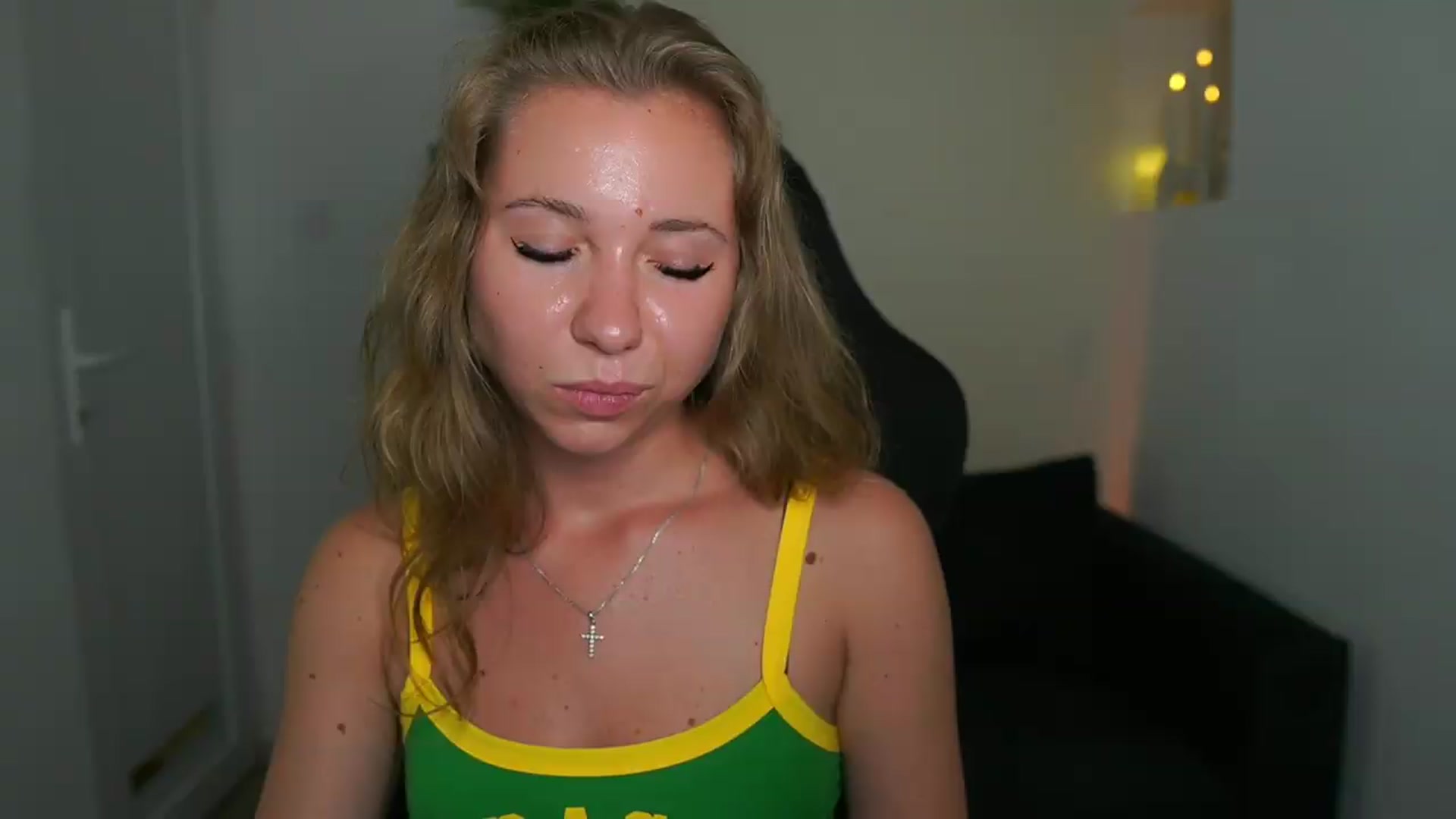 Gallery image thumbnail from VivienVance18's myfreecams stream on, 07/17/2026, 18:52 image 13 of 20