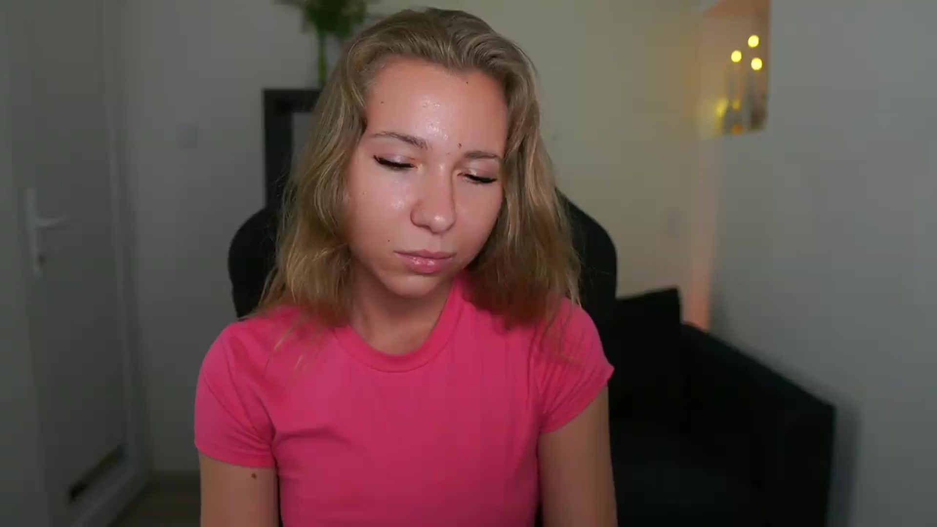 Gallery image thumbnail from VivienVance18's myfreecams stream on, 07/21/2026, 18:26 image 13 of 20