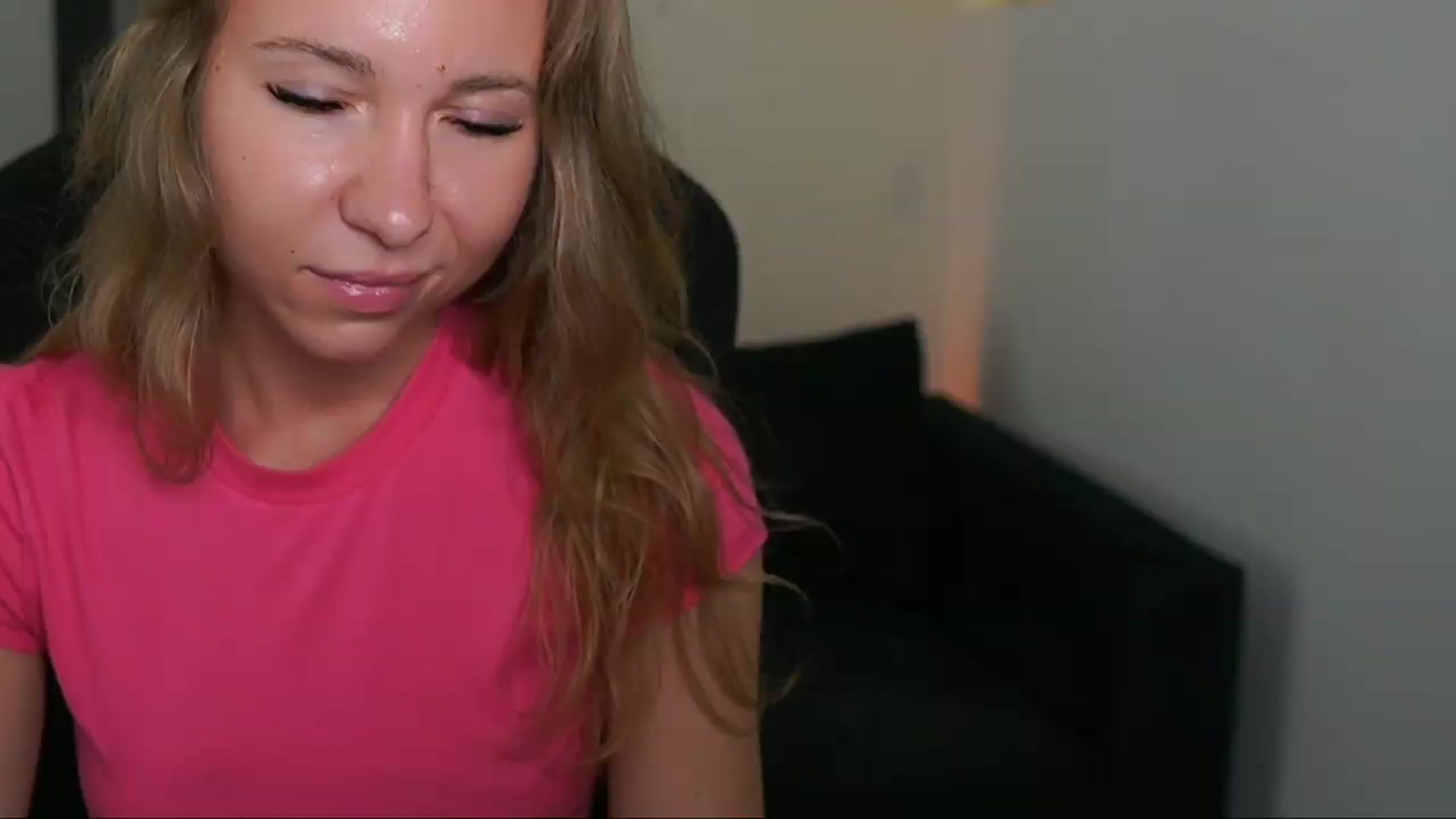 Gallery image thumbnail from VivienVance18's myfreecams stream on, 07/21/2026, 18:26 image 5 of 20