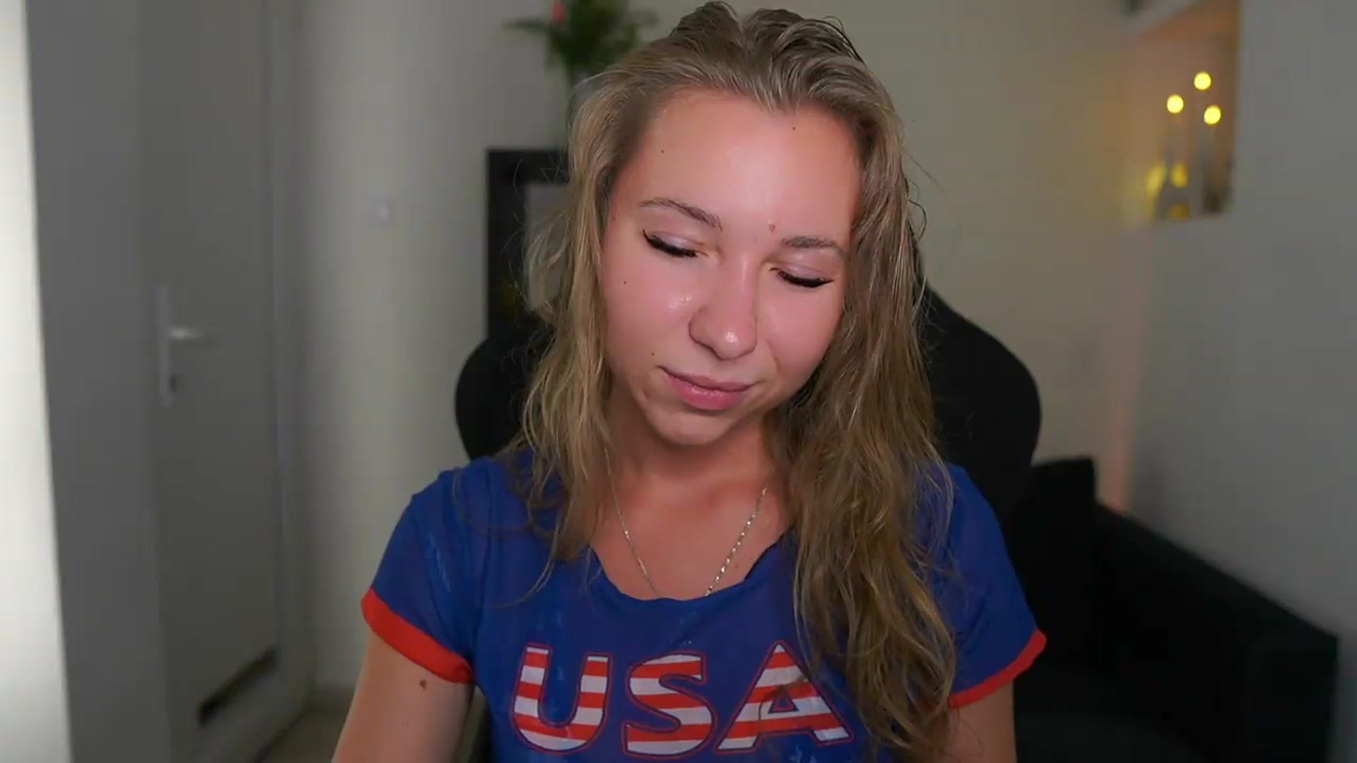 Gallery image thumbnail from VivienVance18's myfreecams stream on, 07/23/2026, 22:42 image 4 of 20