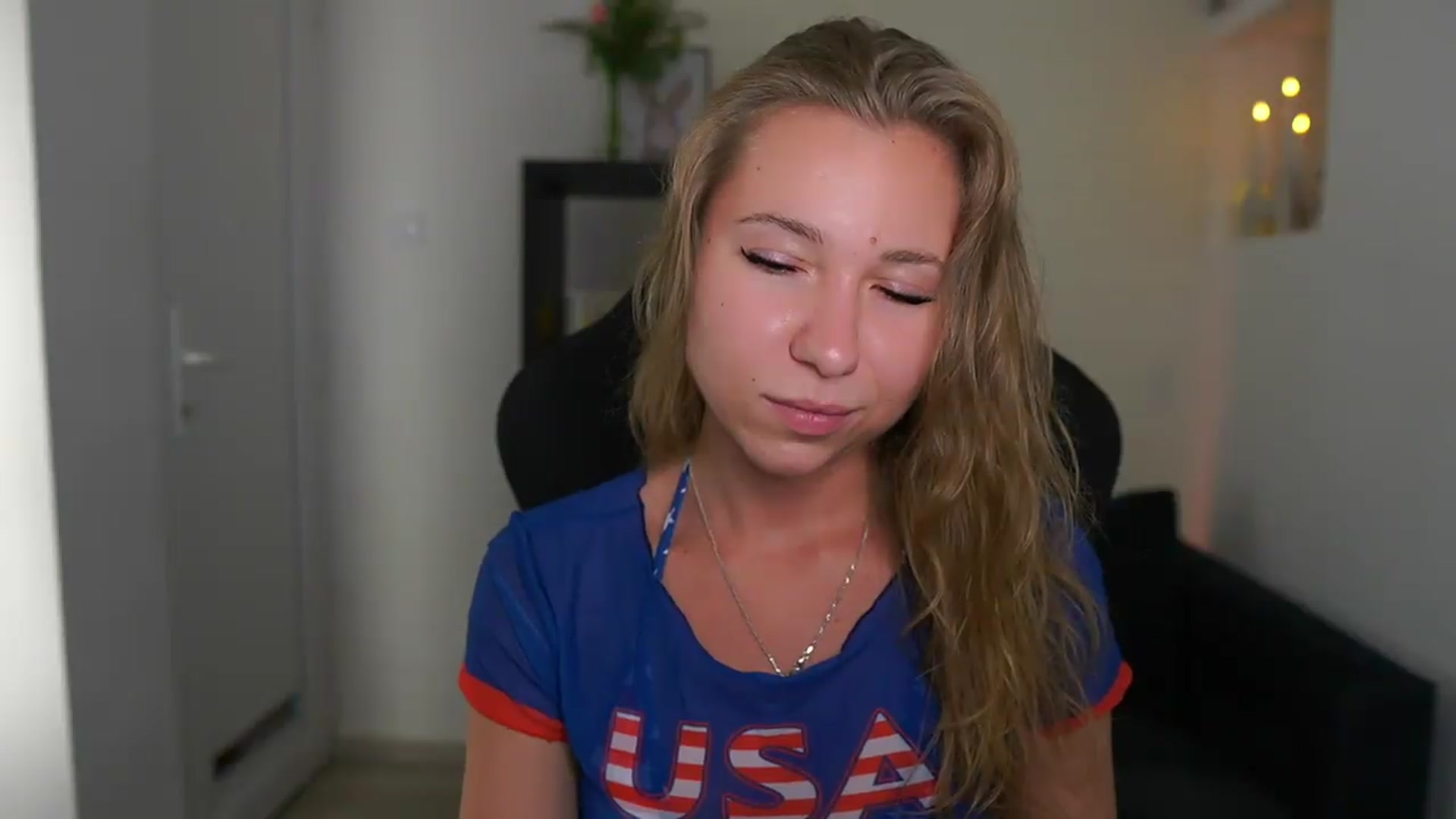 Gallery image thumbnail from VivienVance18's myfreecams stream on, 07/23/2026, 22:42 image 13 of 20