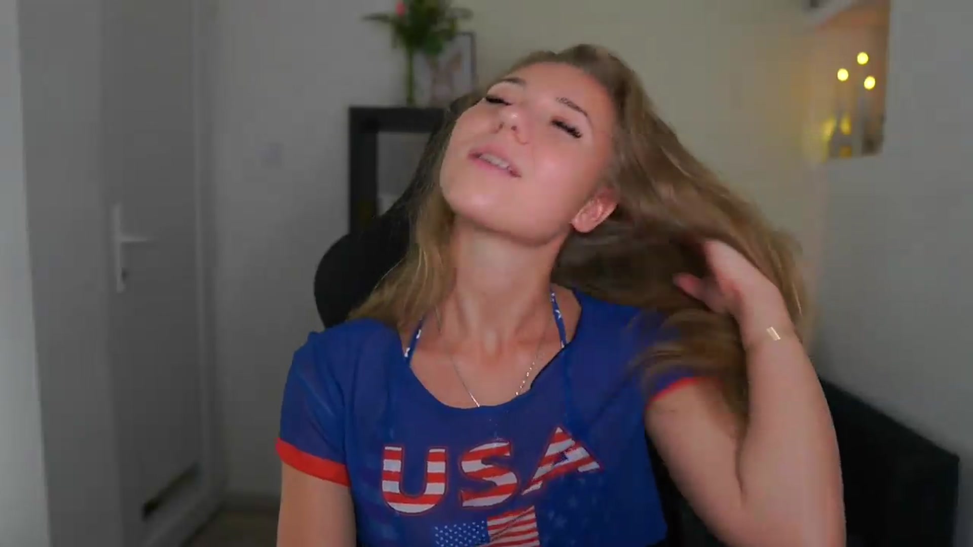 Gallery image thumbnail from VivienVance18's myfreecams stream on, 07/24/2026, 24:09 image 7 of 20