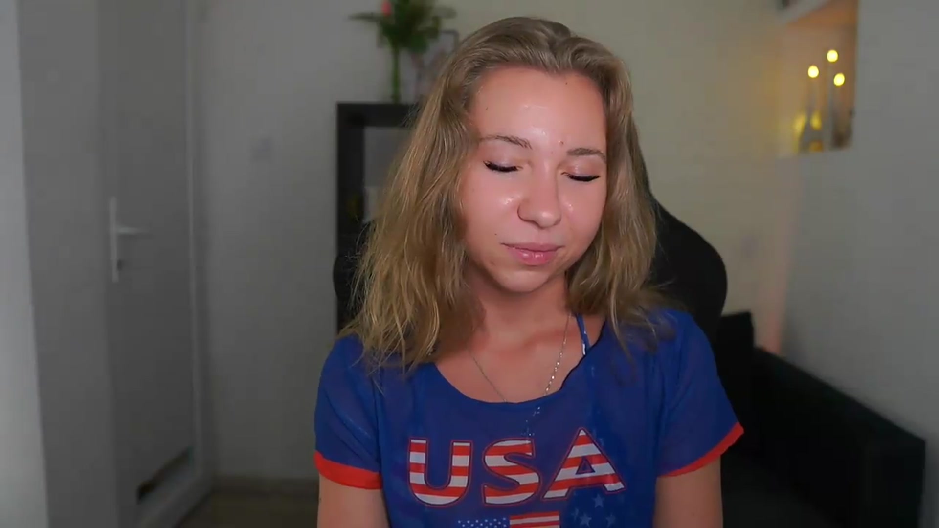 Gallery image thumbnail from VivienVance18's myfreecams stream on, 07/24/2026, 24:09 image 17 of 20