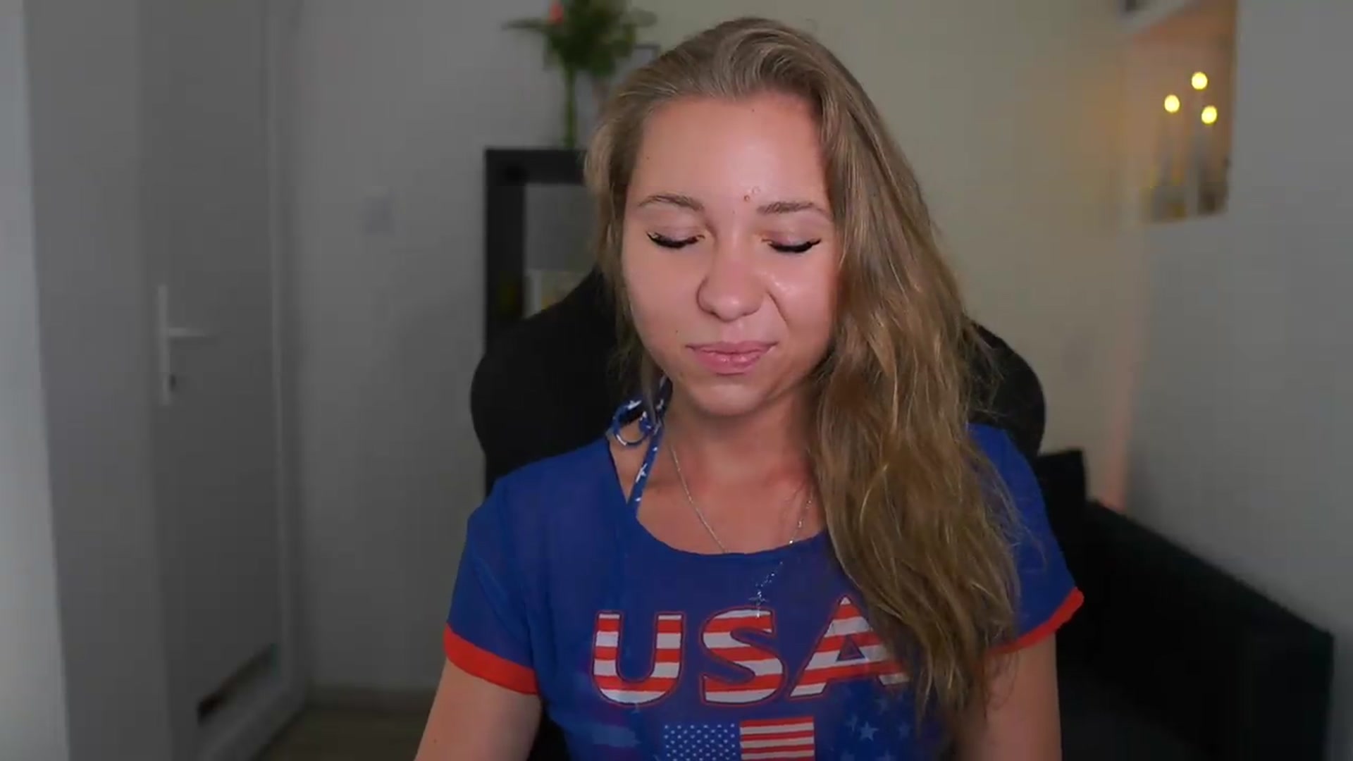 Gallery image thumbnail from VivienVance18's myfreecams stream on, 07/24/2026, 01:20 image 7 of 20