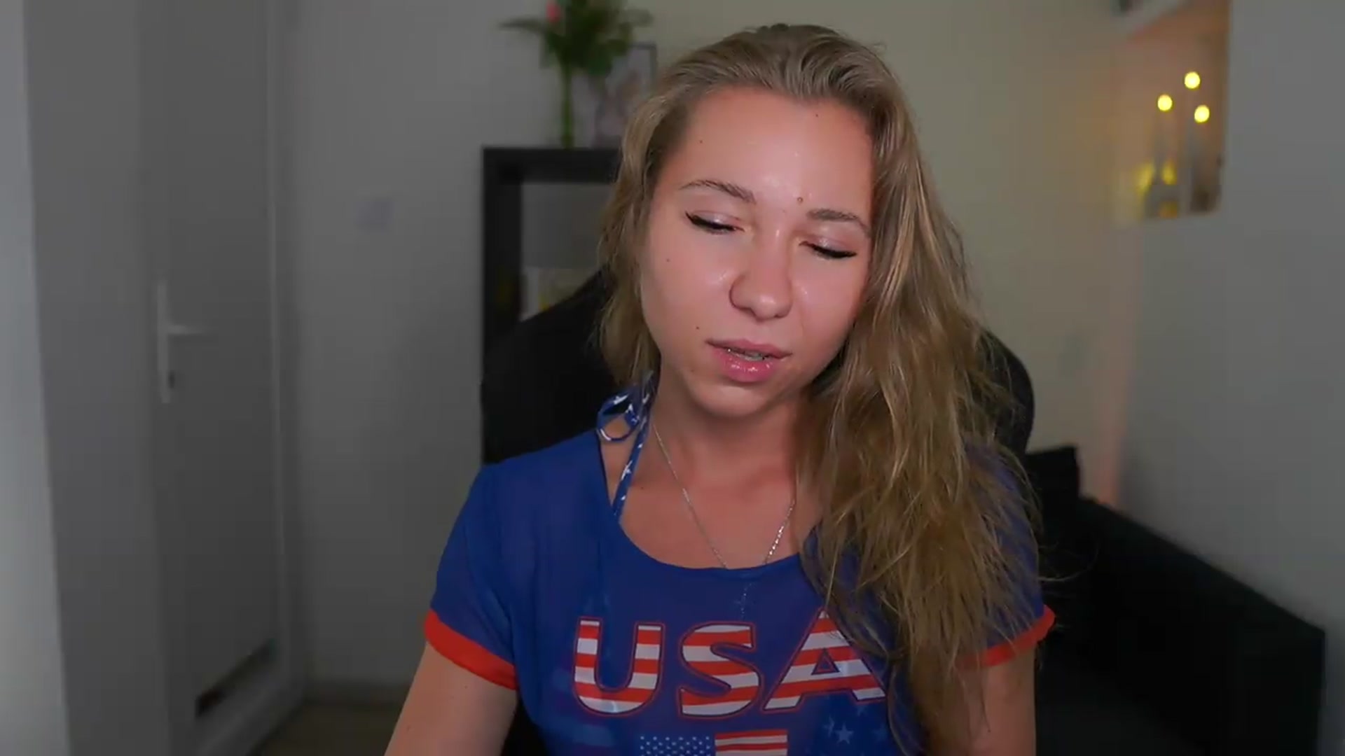Gallery image thumbnail from VivienVance18's myfreecams stream on, 07/24/2026, 01:20 image 5 of 20