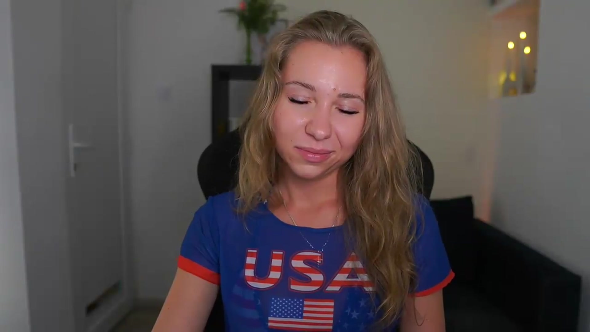 Gallery image thumbnail from VivienVance18's myfreecams stream on, 07/24/2026, 01:20 image 16 of 20