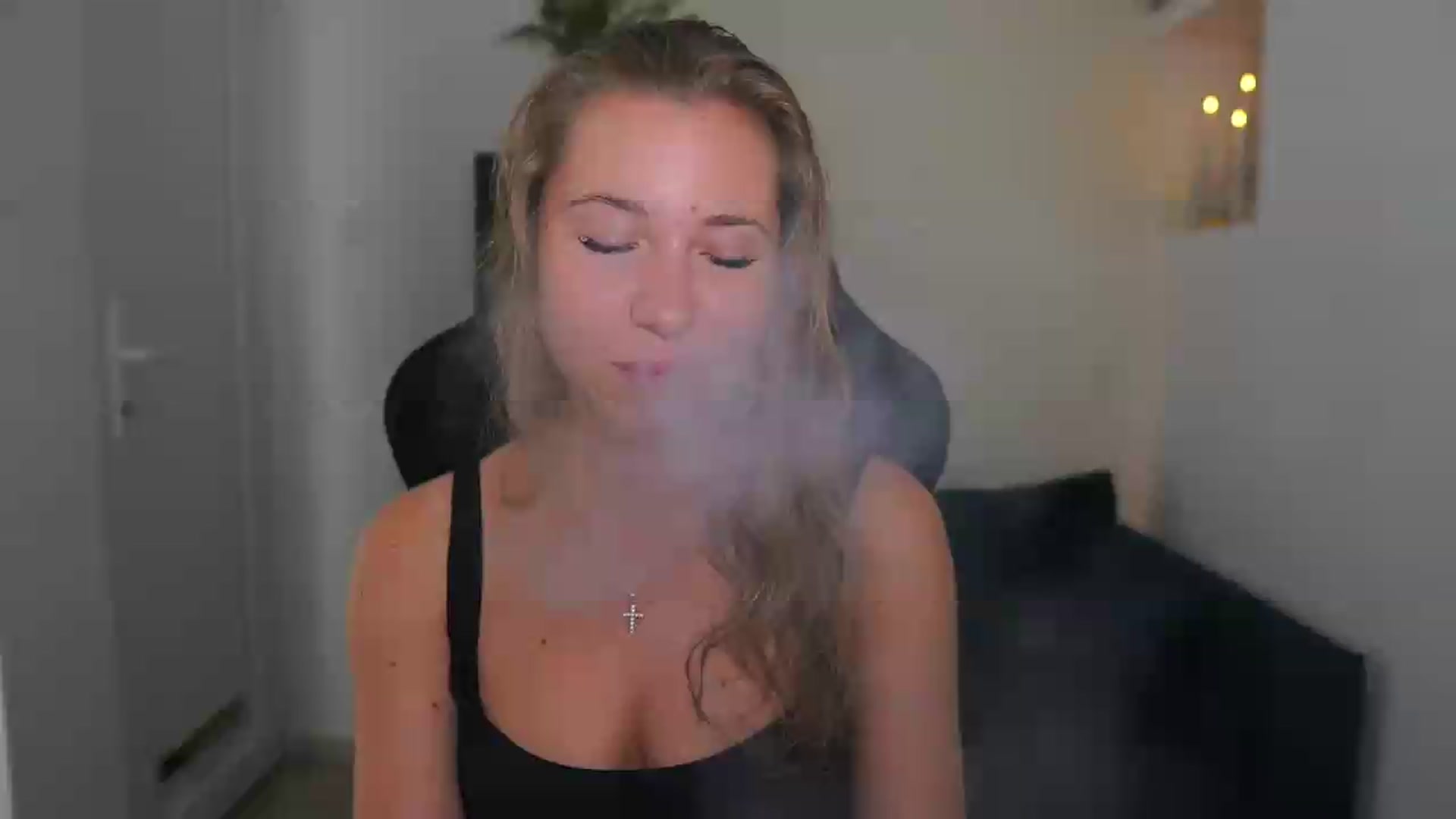 Gallery image thumbnail from VivienVance18's myfreecams stream on, 07/27/2026, 14:38 image 19 of 20
