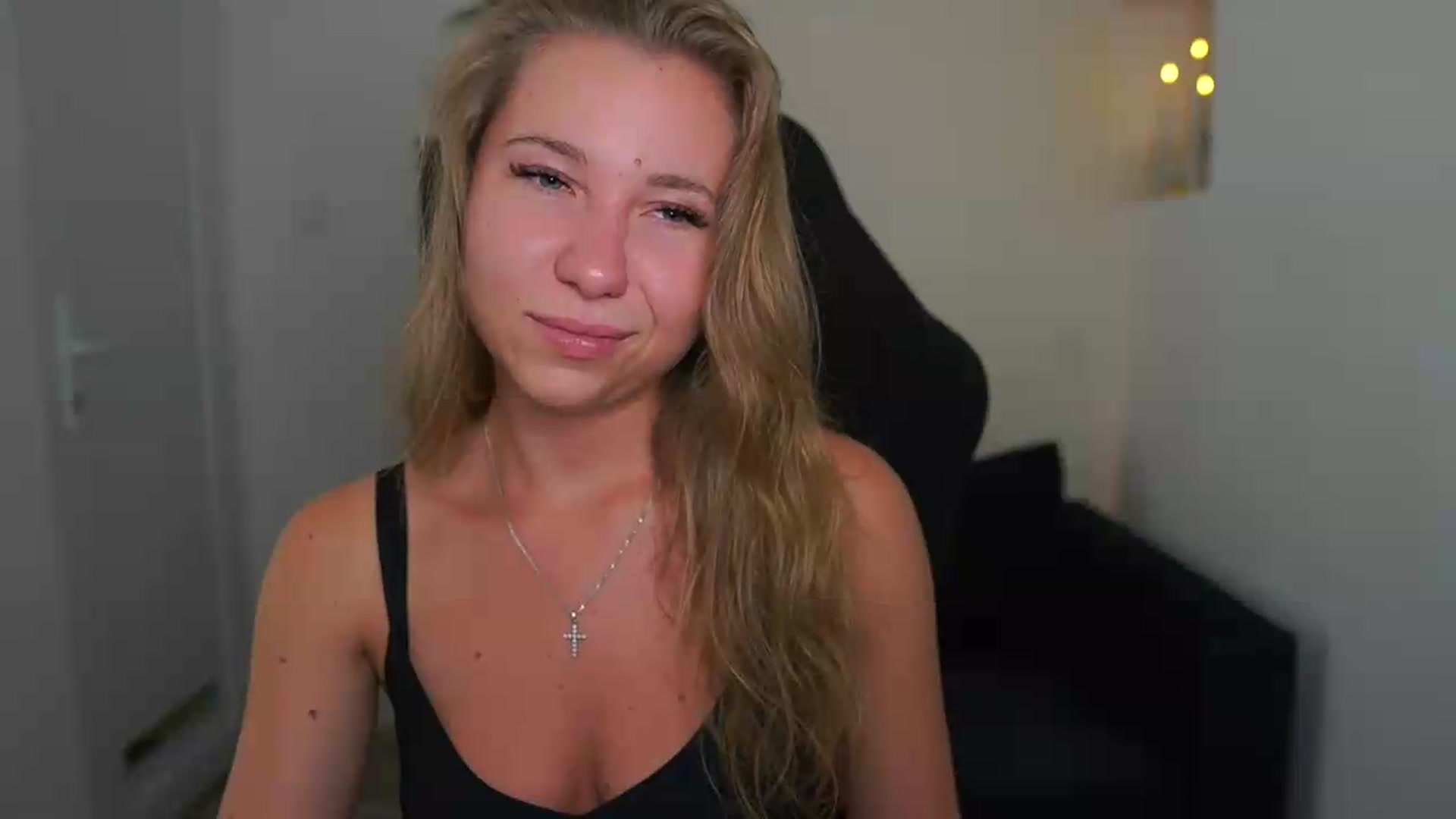 Gallery image thumbnail from VivienVance18's myfreecams stream on, 07/28/2026, 19:13 image 11 of 20