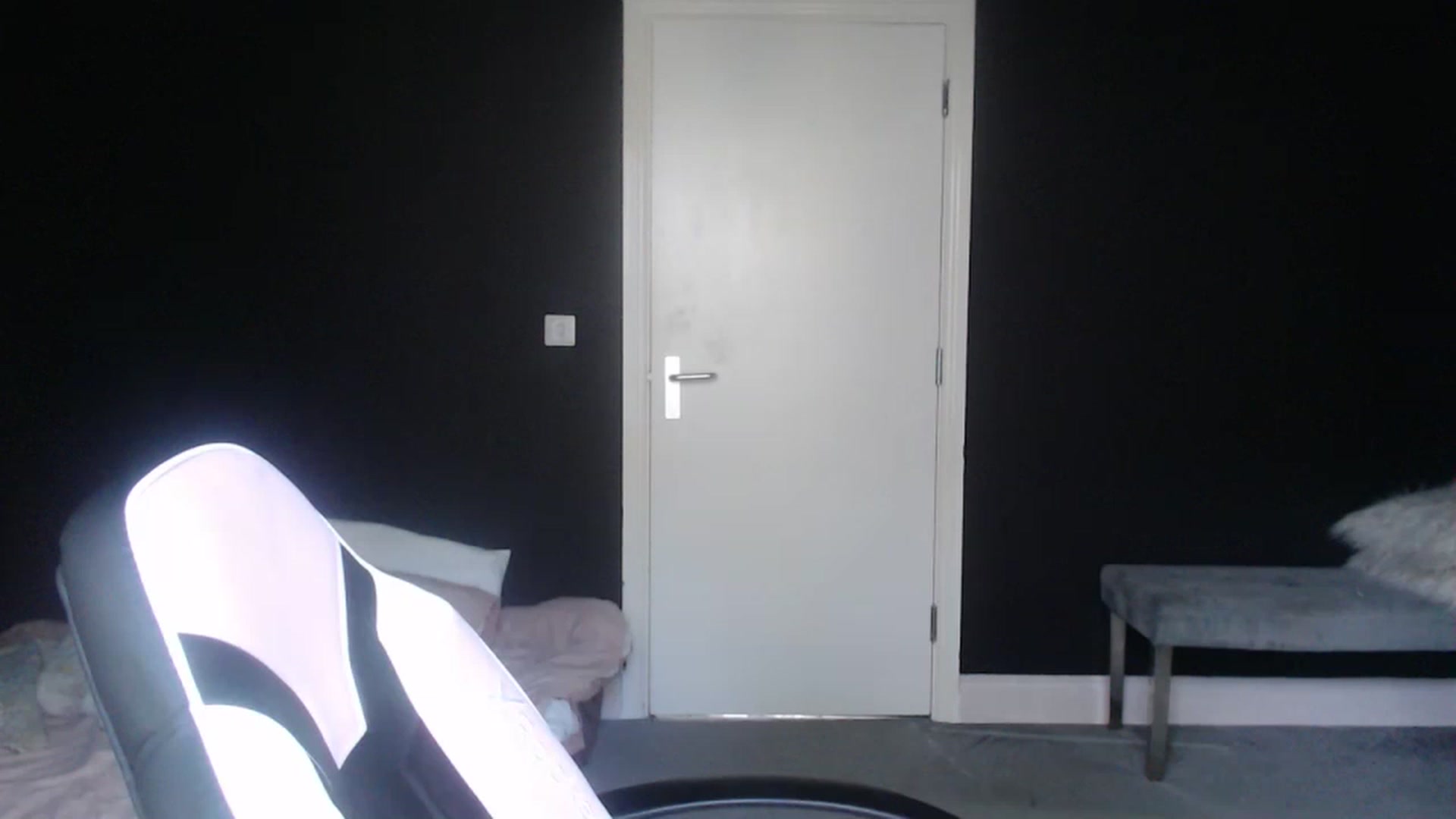 Gallery image thumbnail from VivienneFoxUK's myfreecams stream on, 07/12/2023, 11:01 image 13 of 20