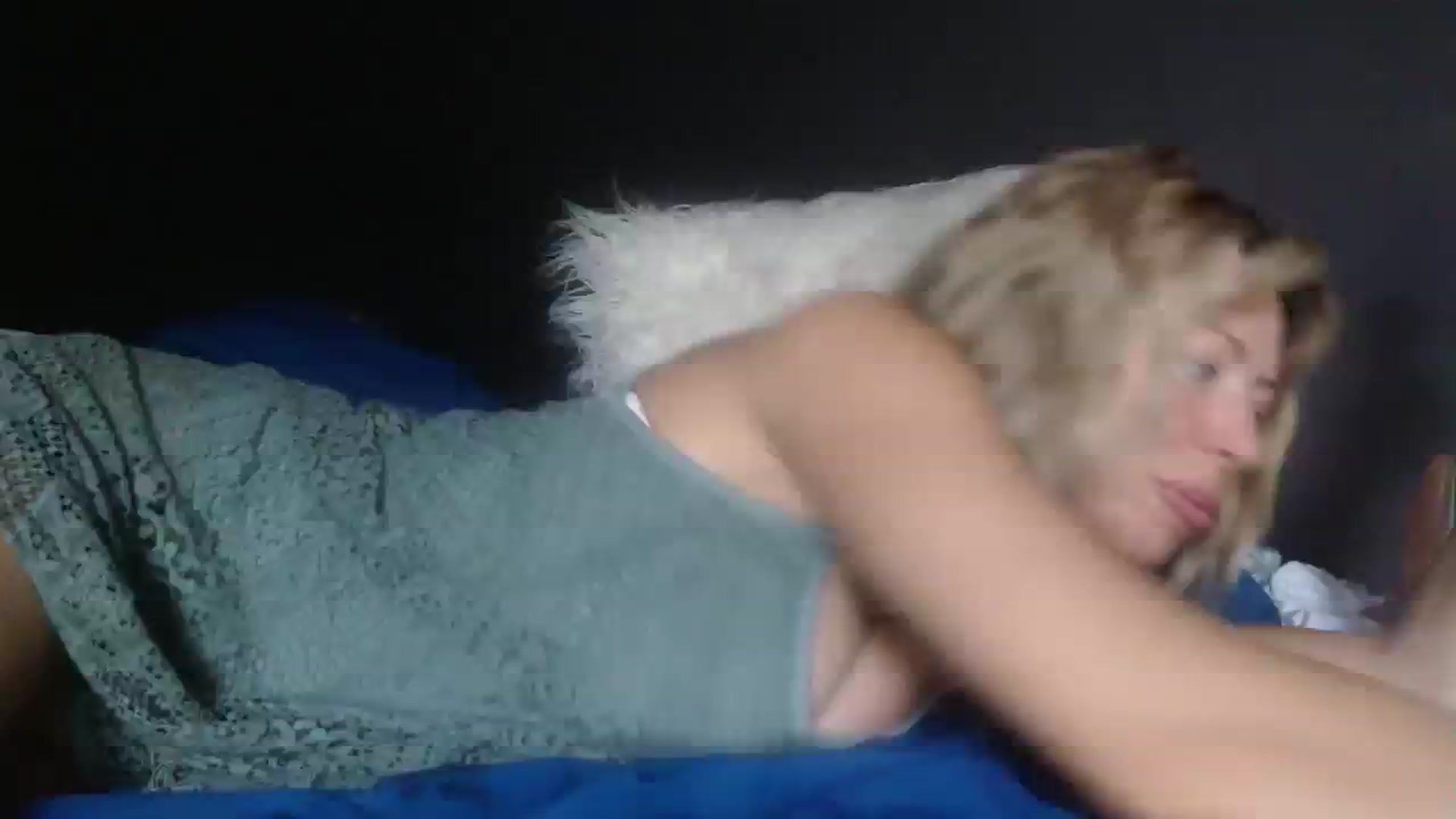Gallery image thumbnail from VivienneFoxUK's myfreecams stream on, 07/30/2023, 12:56 image 5 of 20