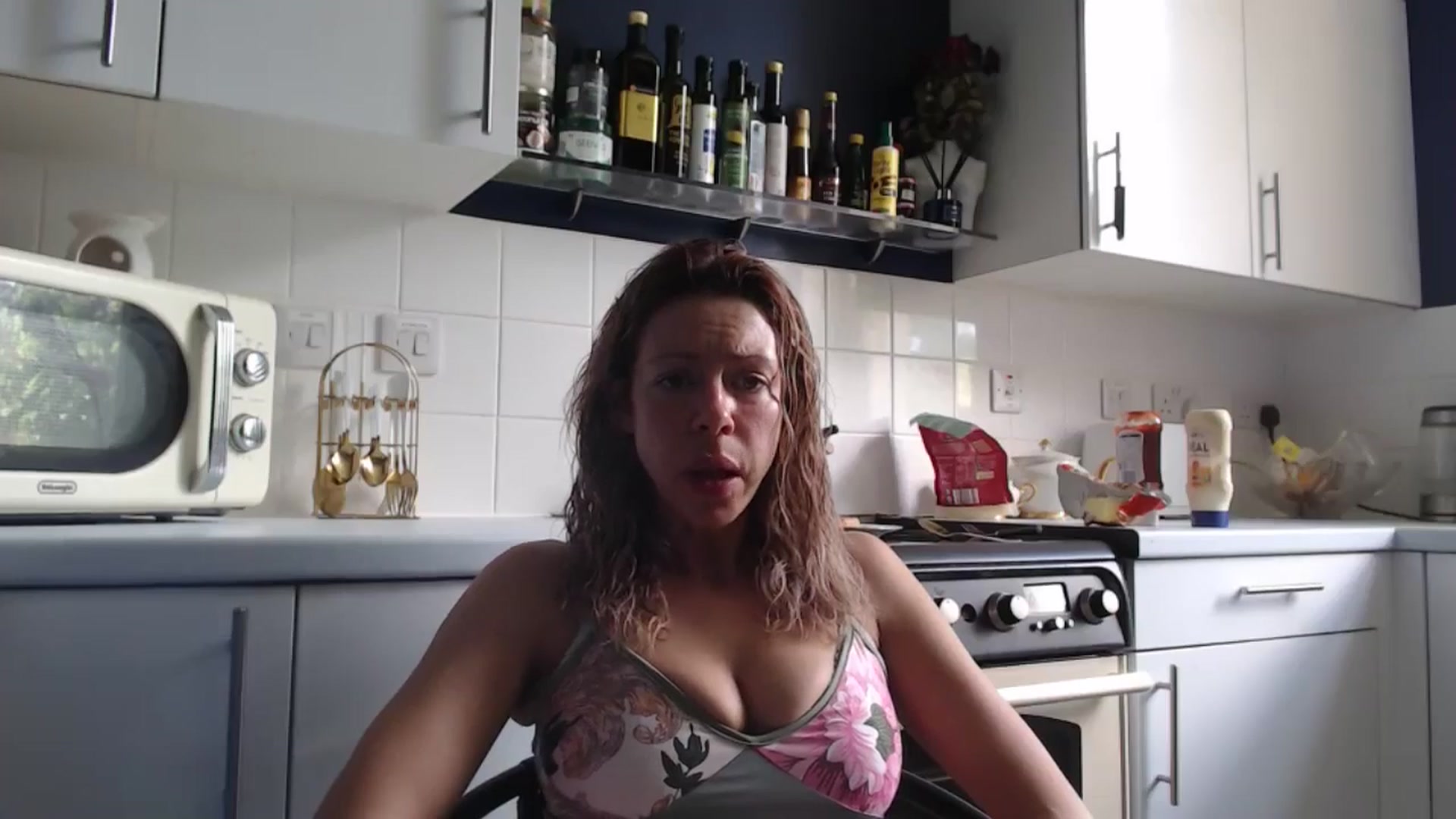 Gallery image thumbnail from Vivienne__Fox's myfreecams stream on, 06/16/2024, 11:55 image 3 of 20