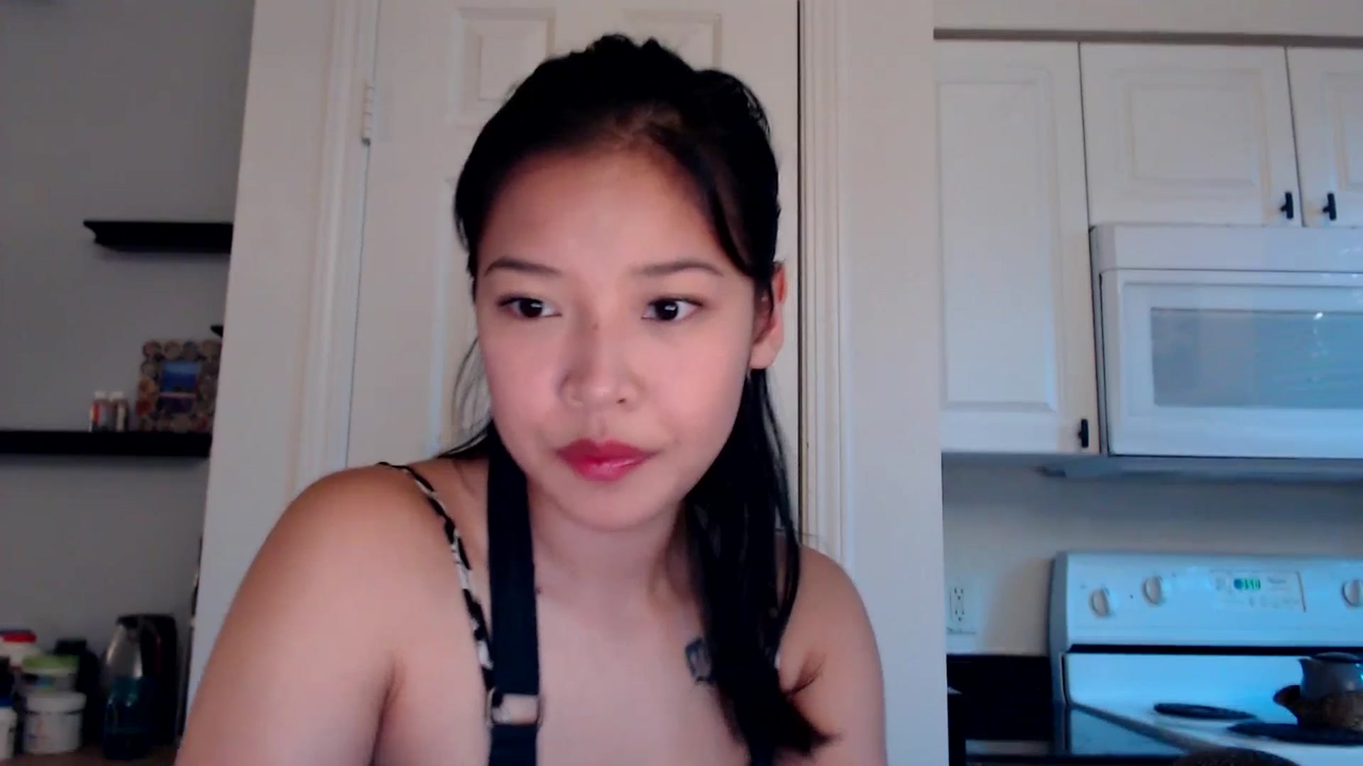 Gallery image thumbnail from Vivixeve's myfreecams stream on, 07/03/2023, 03:29 image 2 of 20