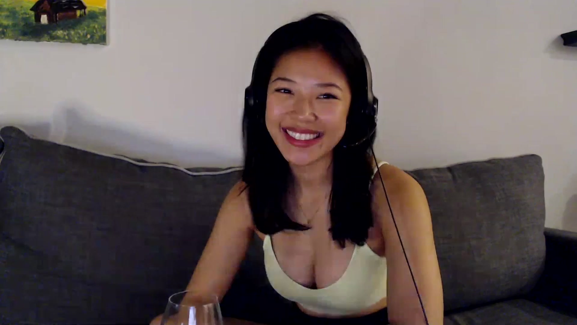 Gallery image thumbnail from Vivixeve's myfreecams stream on, 07/05/2023, 04:13 image 6 of 20