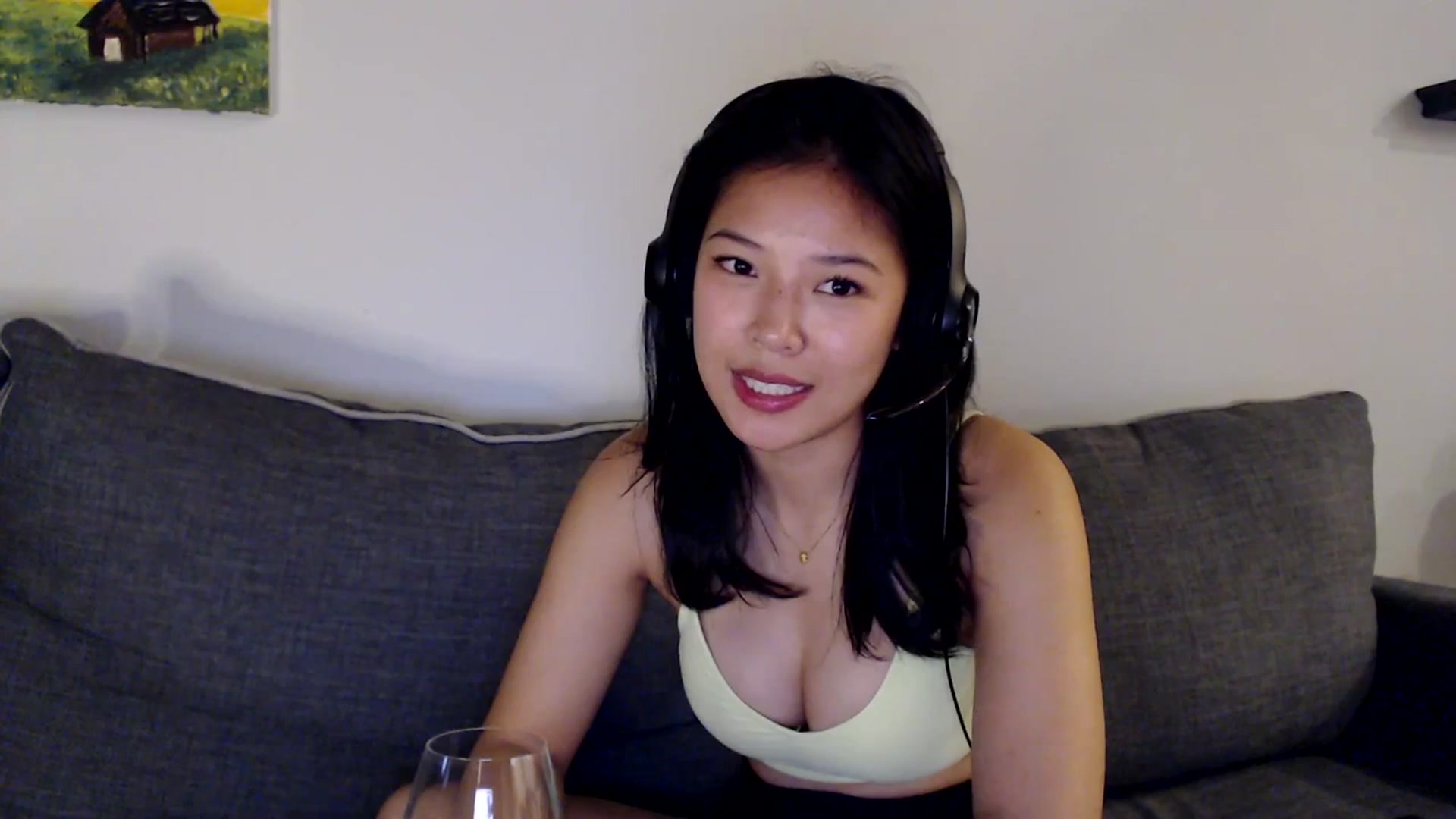 Gallery image thumbnail from Vivixeve's myfreecams stream on, 07/05/2023, 04:13 image 4 of 20