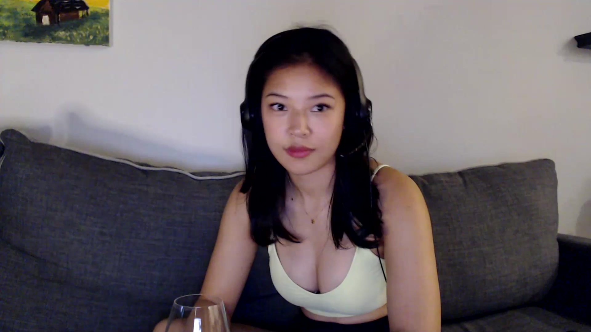 Gallery image thumbnail from Vivixeve's myfreecams stream on, 07/05/2023, 04:13 image 3 of 20