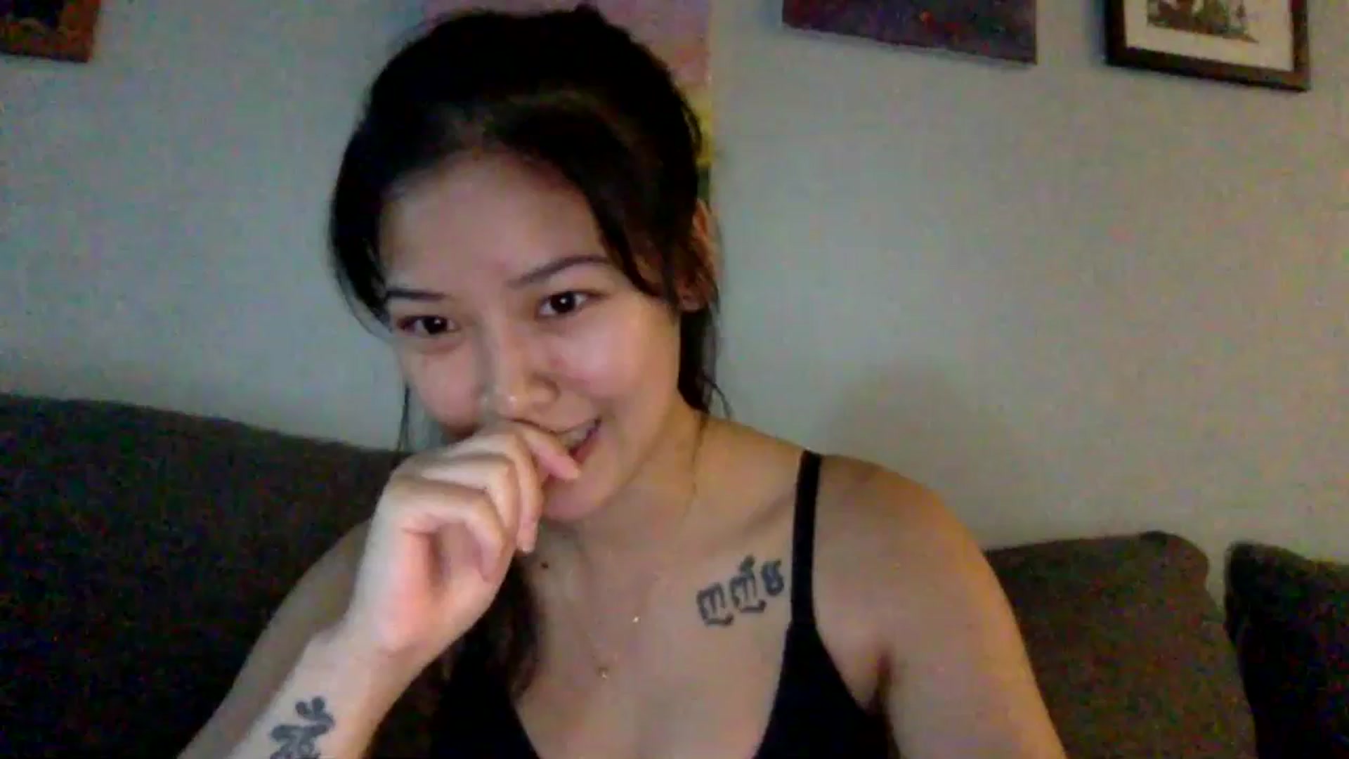 Gallery image thumbnail from Vivixeve's myfreecams stream on, 07/12/2023, 02:49 image 13 of 20