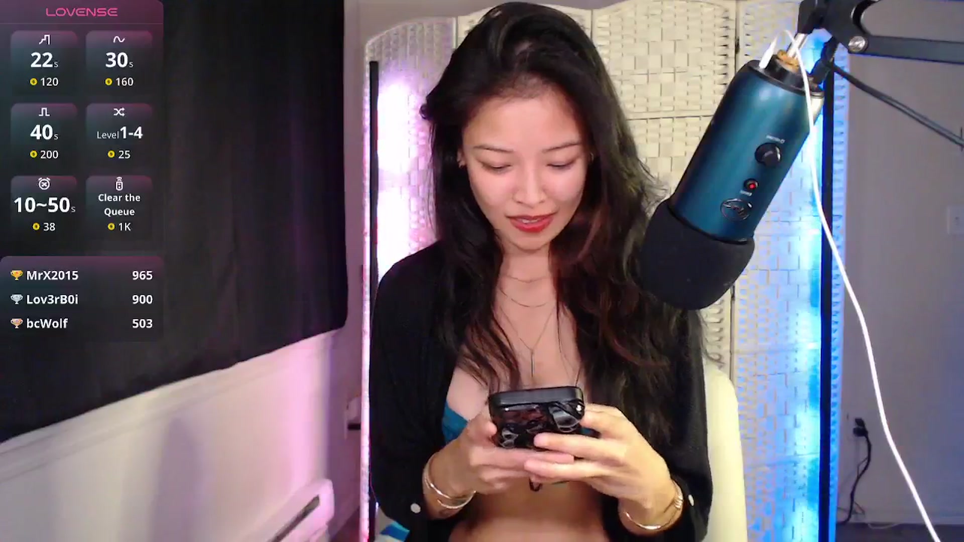 Gallery image thumbnail from Vivixxeve's myfreecams stream on, 08/30/2025, 03:20 image 13 of 20