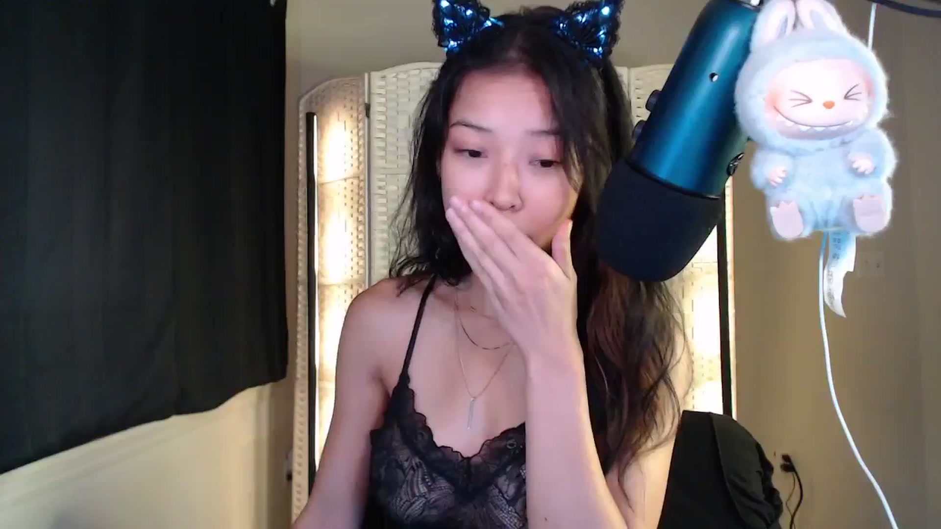 Gallery image thumbnail from Vivixxeve's myfreecams stream on, 09/01/2025, 21:31 image 7 of 20