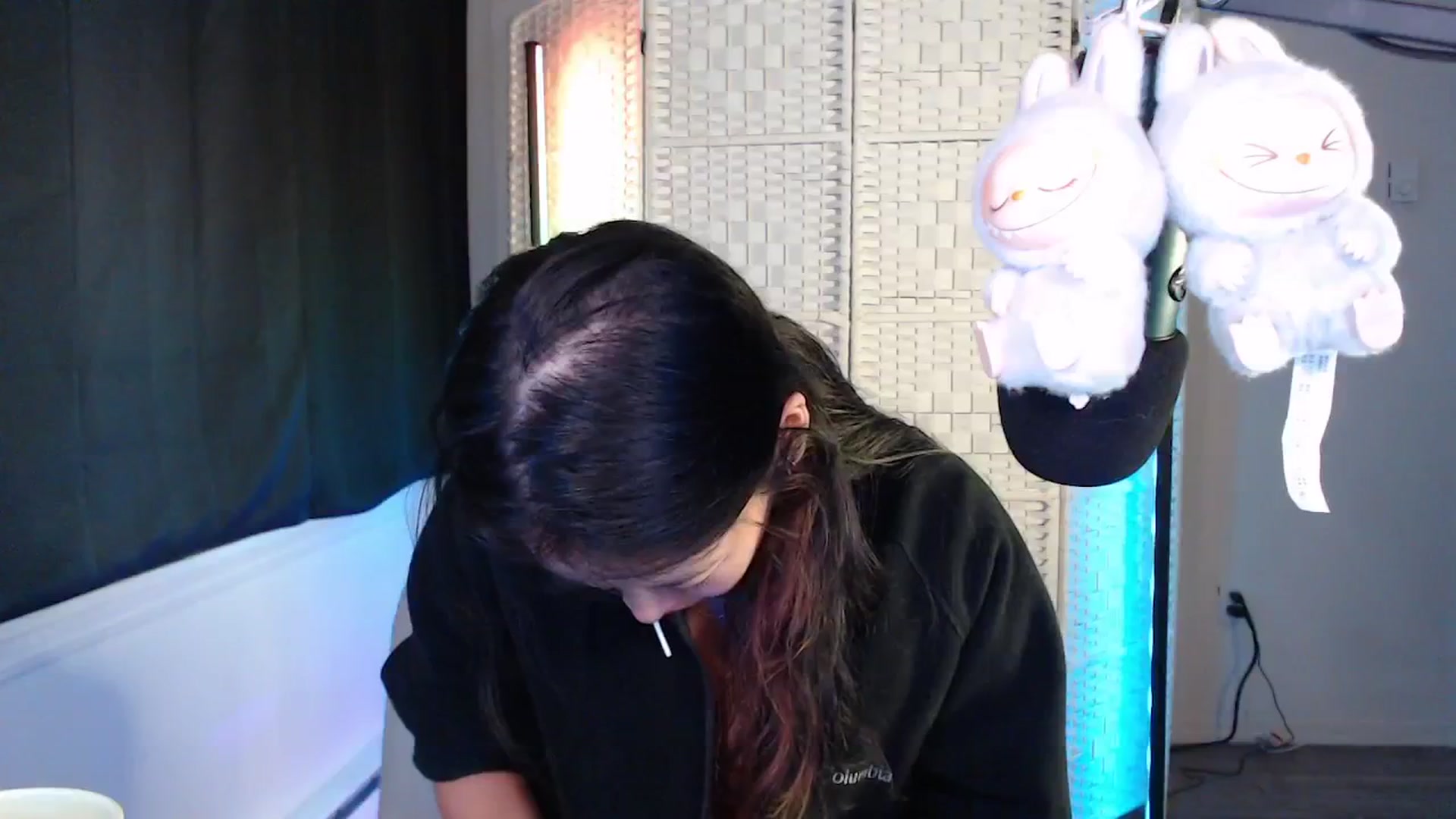 Gallery image thumbnail from Vivixxeve's myfreecams stream on, 09/04/2025, 01:40 image 7 of 20