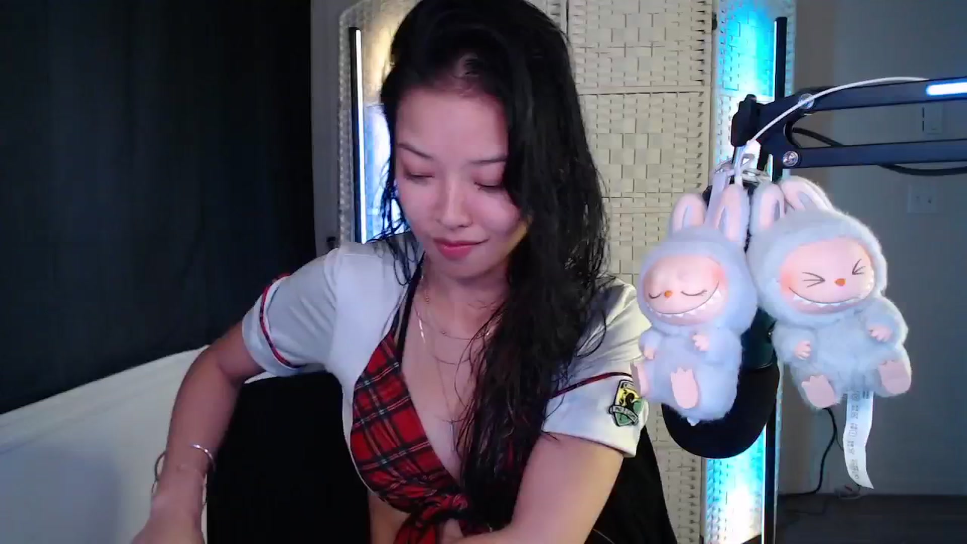 Gallery image thumbnail from Vivixxeve's myfreecams stream on, 09/04/2025, 01:40 image 4 of 20