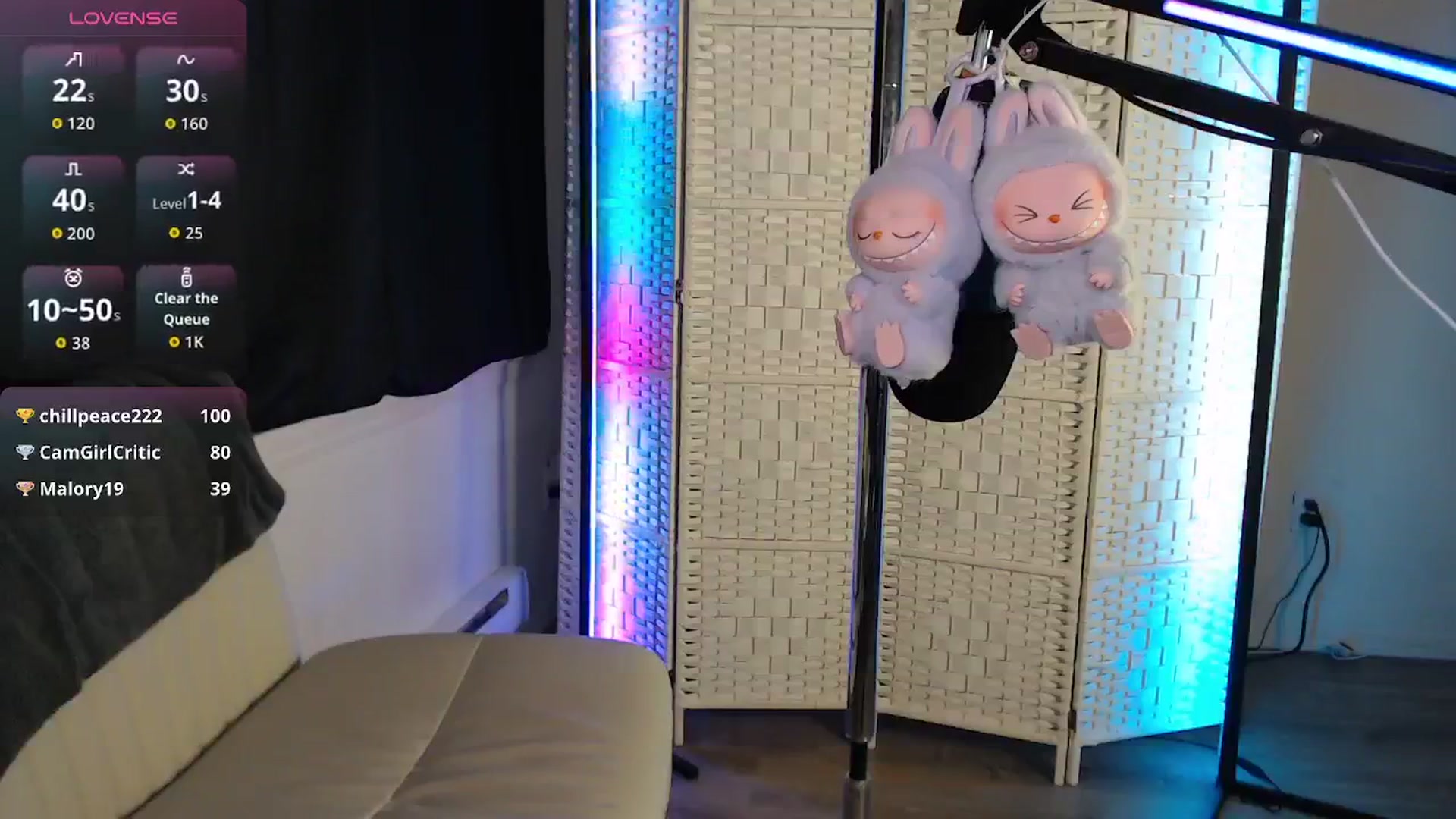 Gallery image thumbnail from Vivixxeve's myfreecams stream on, 09/05/2025, 24:29 image 8 of 20