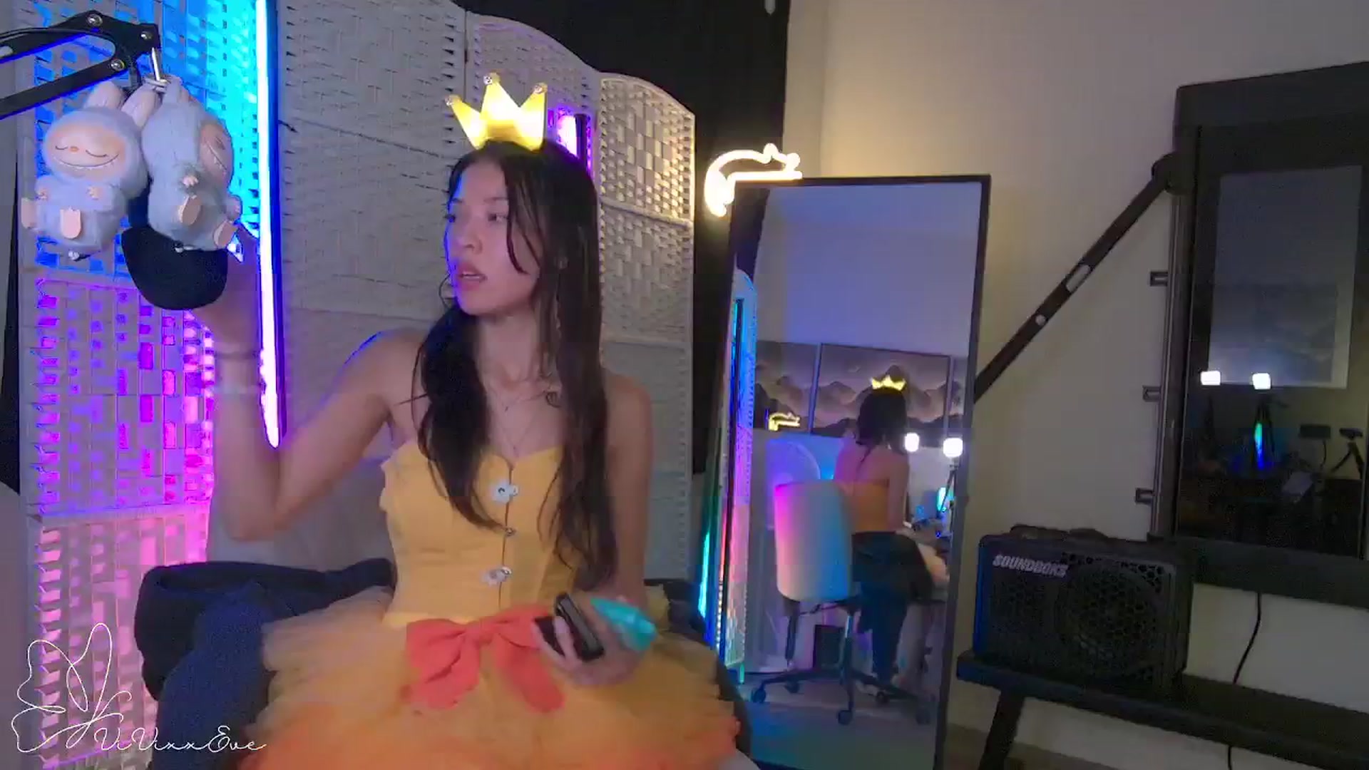 Gallery image thumbnail from Vivixxeve's myfreecams stream on, 09/26/2025, 04:50 image 7 of 20