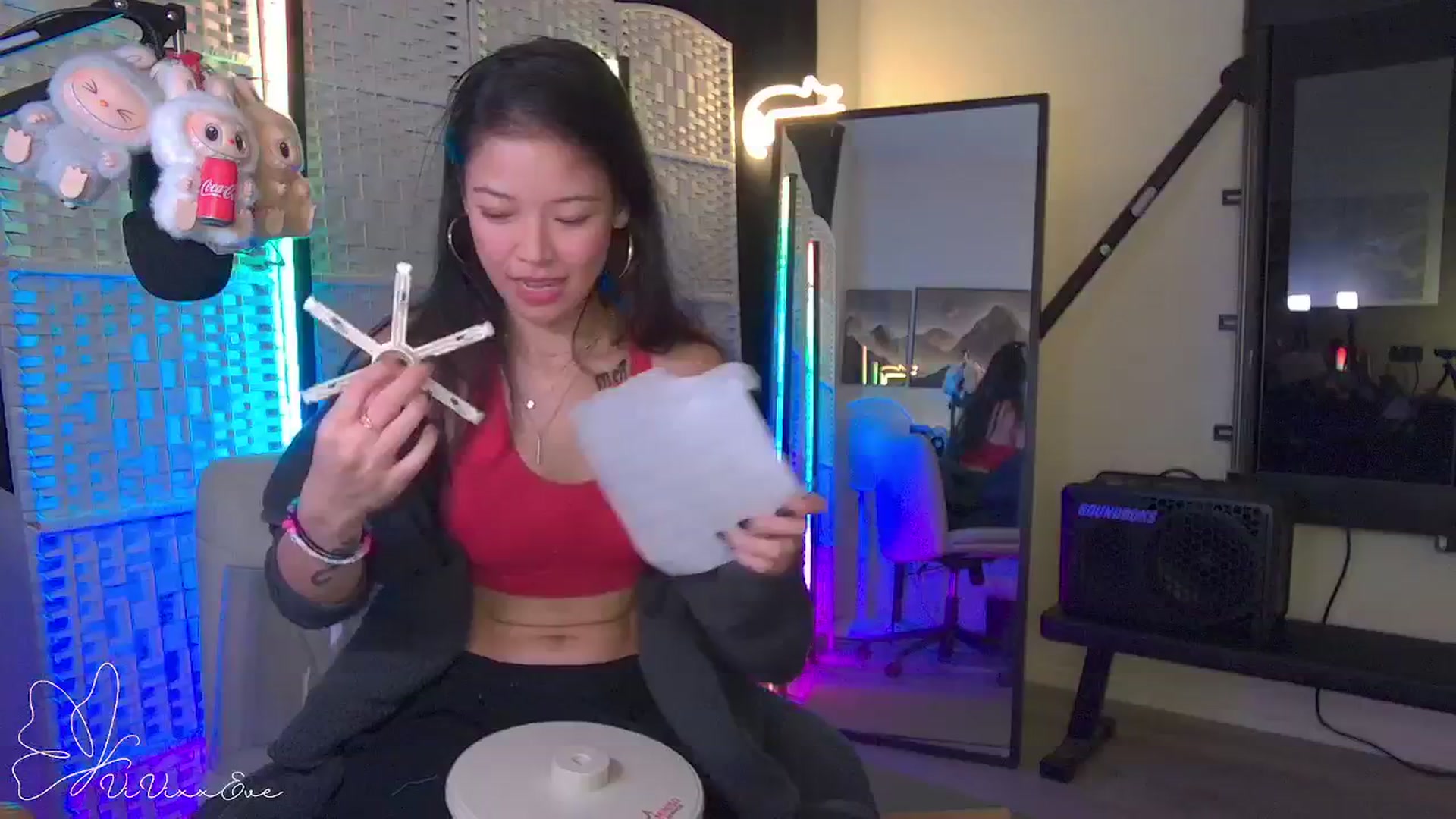 Gallery image thumbnail from Vivixxeve's myfreecams stream on, 10/01/2025, 06:54 image 19 of 20