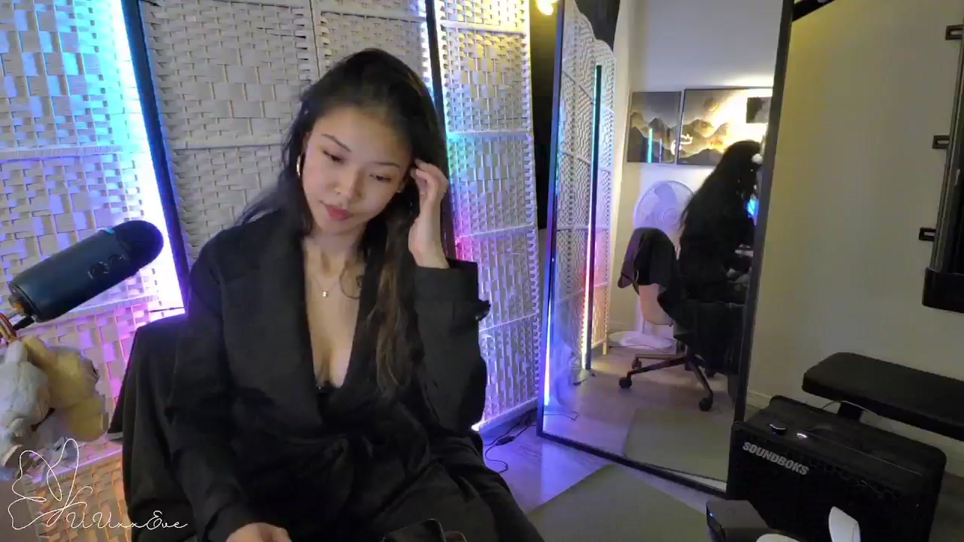Gallery image thumbnail from Vivixxeve's myfreecams stream on, 11/07/2025, 06:36 image 1 of 20