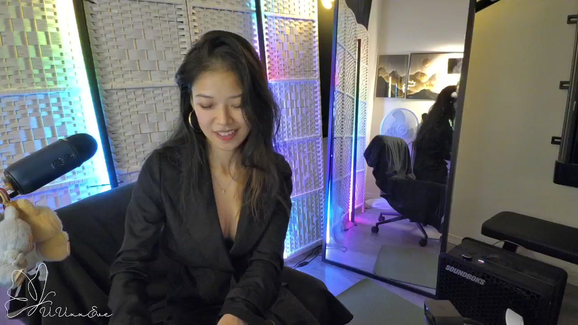 Gallery image thumbnail from Vivixxeve's myfreecams stream on, 11/07/2025, 06:36 image 19 of 20