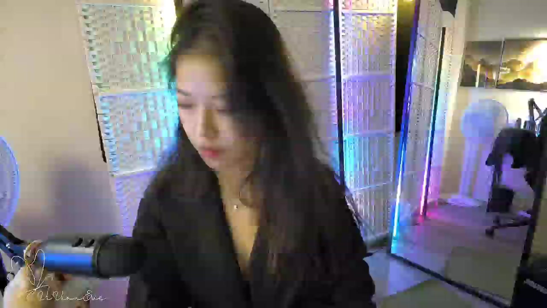 Gallery image thumbnail from Vivixxeve's myfreecams stream on, 11/07/2025, 08:23 image 15 of 20