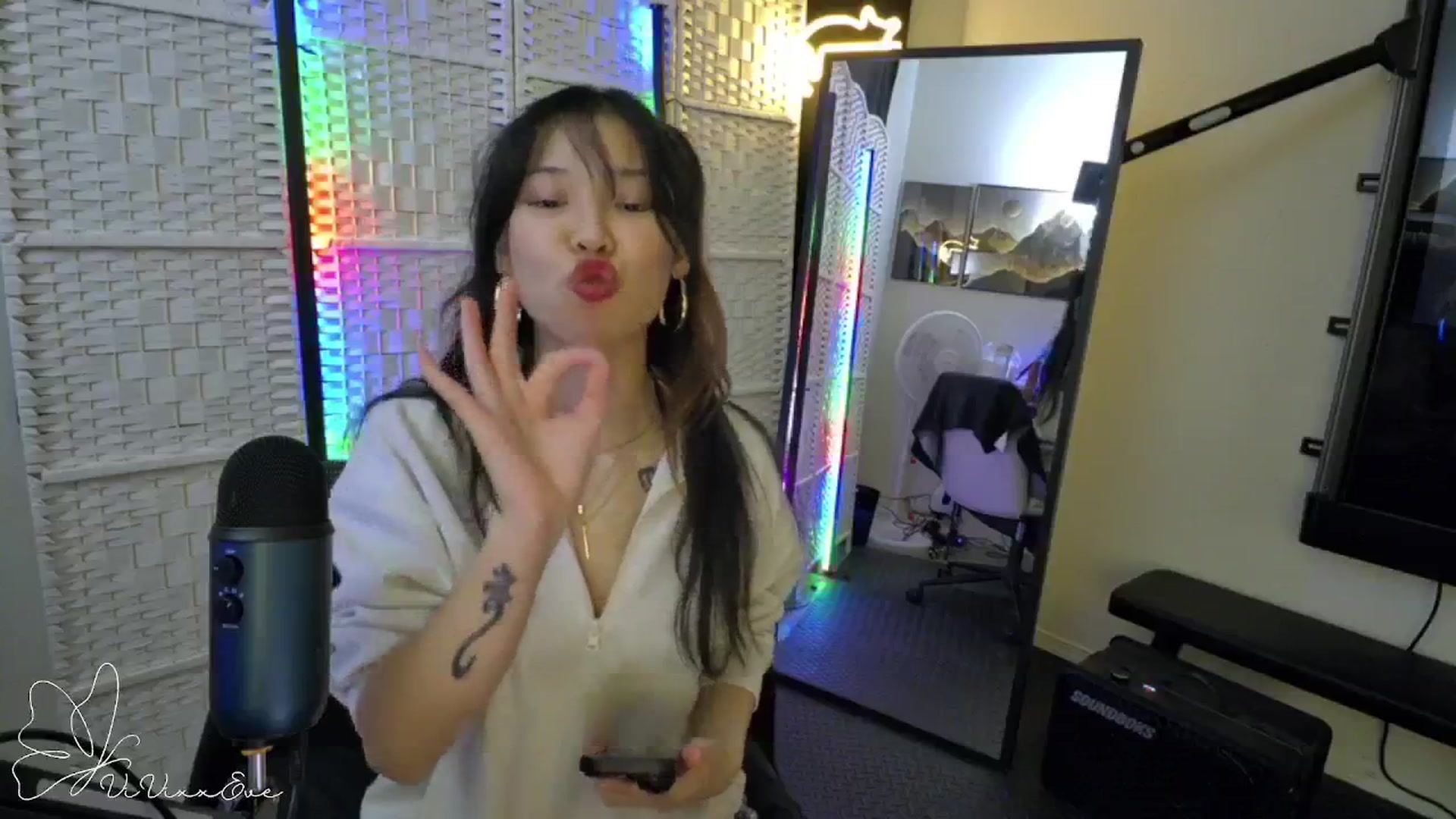 Gallery image thumbnail from Vivixxeve's myfreecams stream on, 01/08/2026, 07:18 image 11 of 20