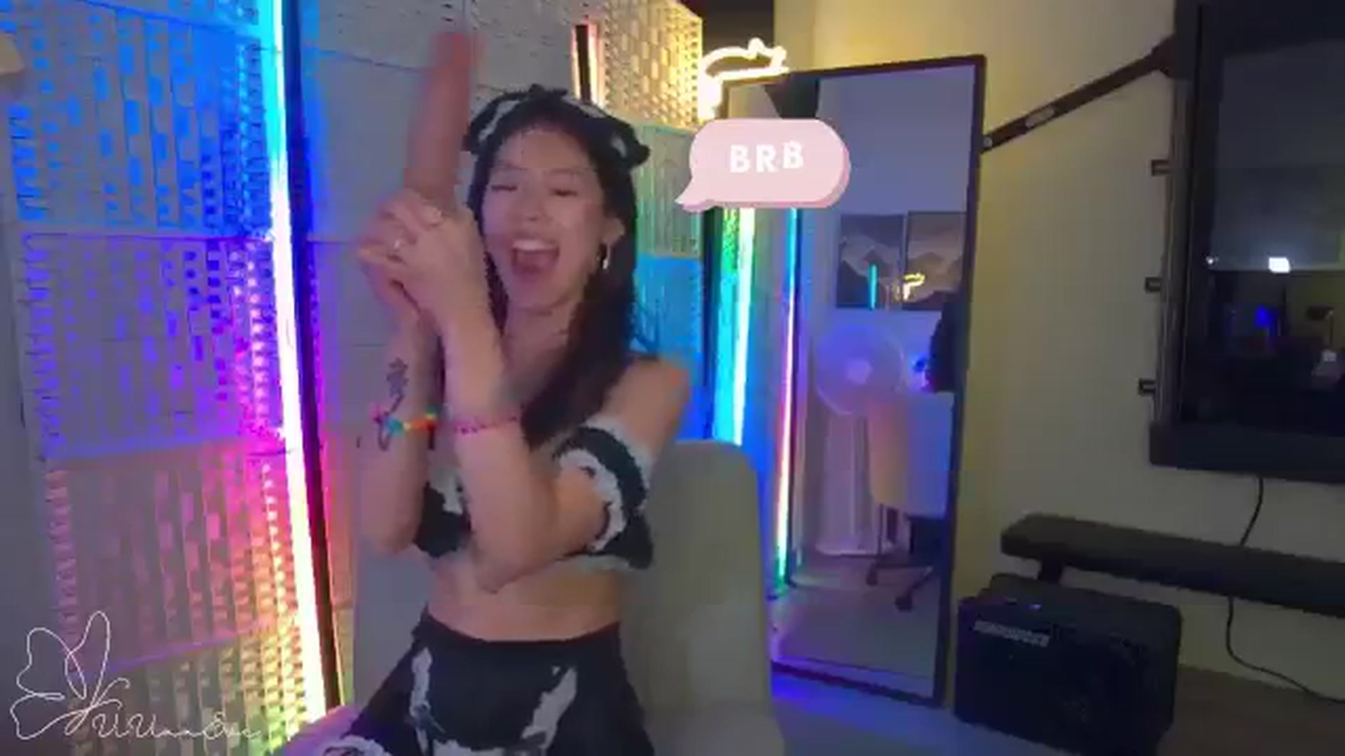 Gallery image thumbnail from Vivixxeve's myfreecams stream on, 01/08/2026, 07:18 image 18 of 20
