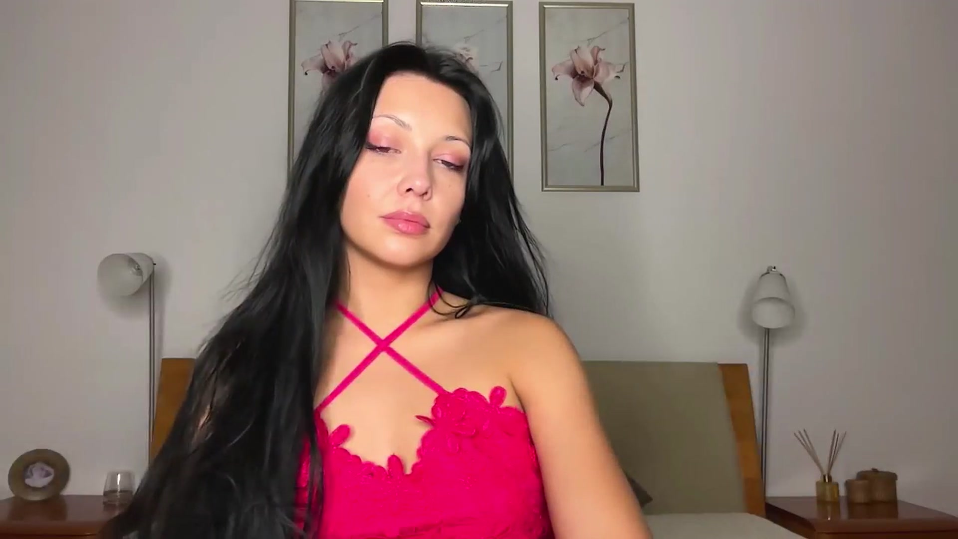 Gallery image thumbnail from VivvAmm's myfreecams stream on, 08/31/2024, 19:25 image 8 of 20