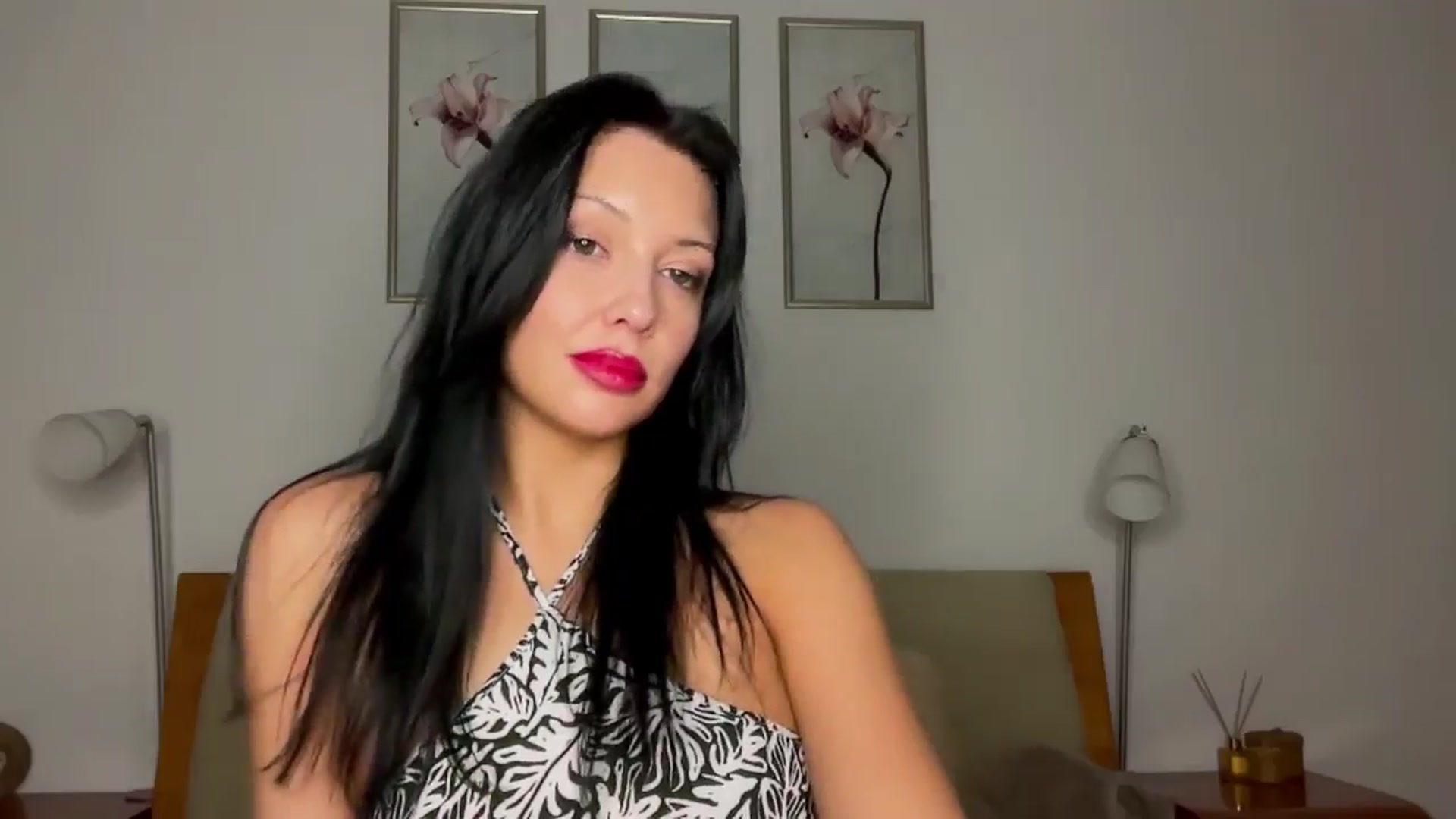Gallery image thumbnail from VivvAmm's myfreecams stream on, 10/18/2024, 23:13 image 13 of 20