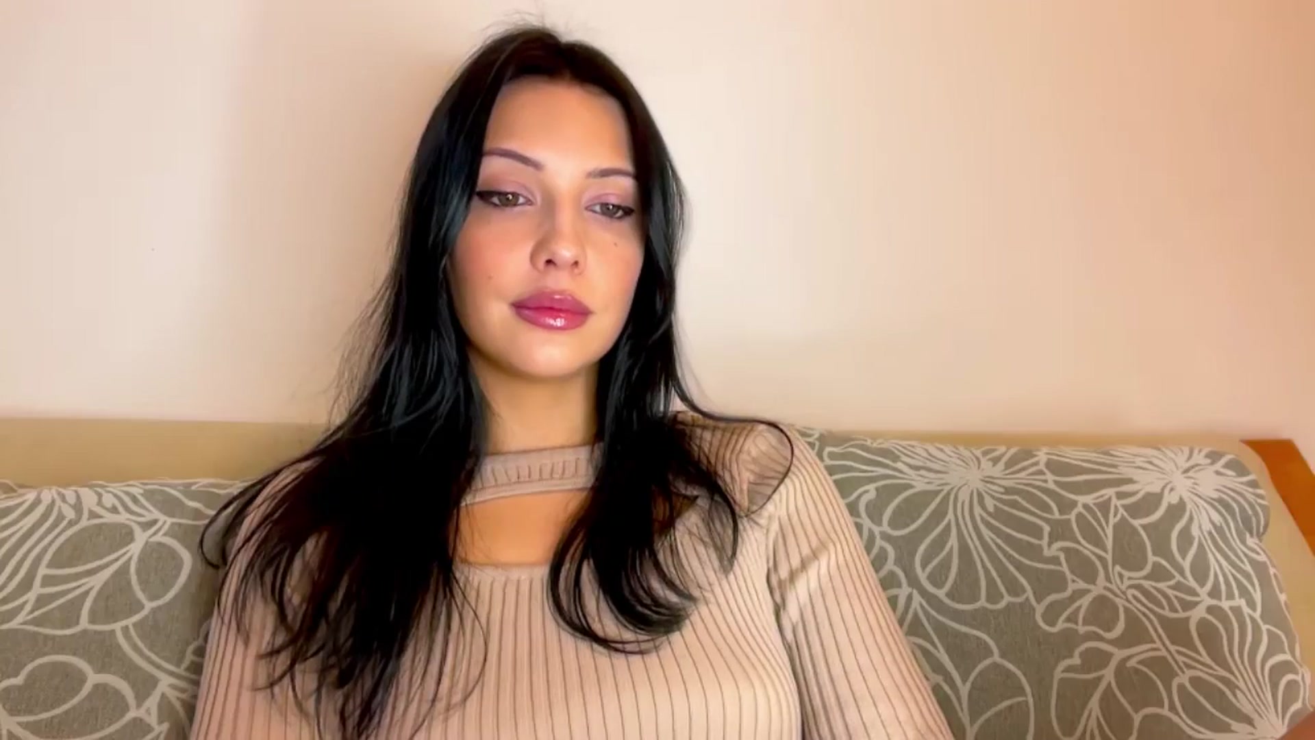 Gallery image thumbnail from VivvAmm's myfreecams stream on, 03/26/2025, 16:32 image 4 of 20