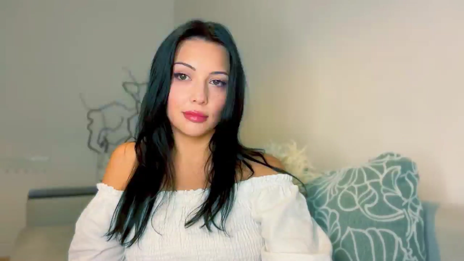 Gallery image thumbnail from VivvAmm's myfreecams stream on, 10/15/2025, 21:32 image 5 of 20