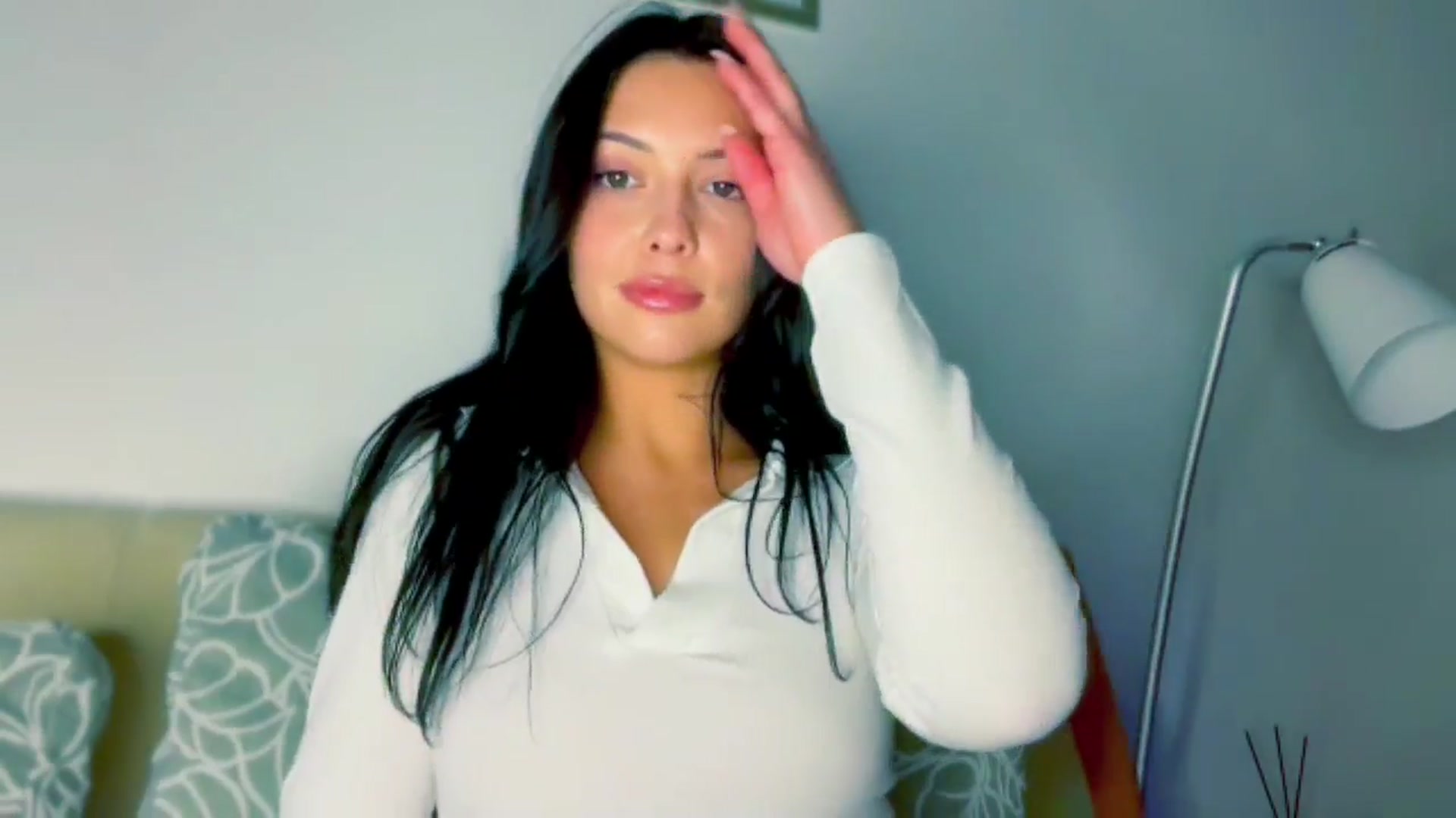 Gallery image thumbnail from VivvAmm's myfreecams stream on, 10/19/2025, 22:44 image 13 of 20